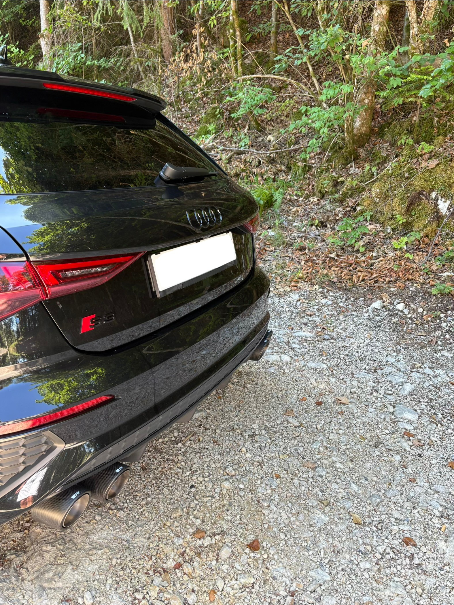 AUDI 2.0 TFSI quattro S-Tronic-image-2