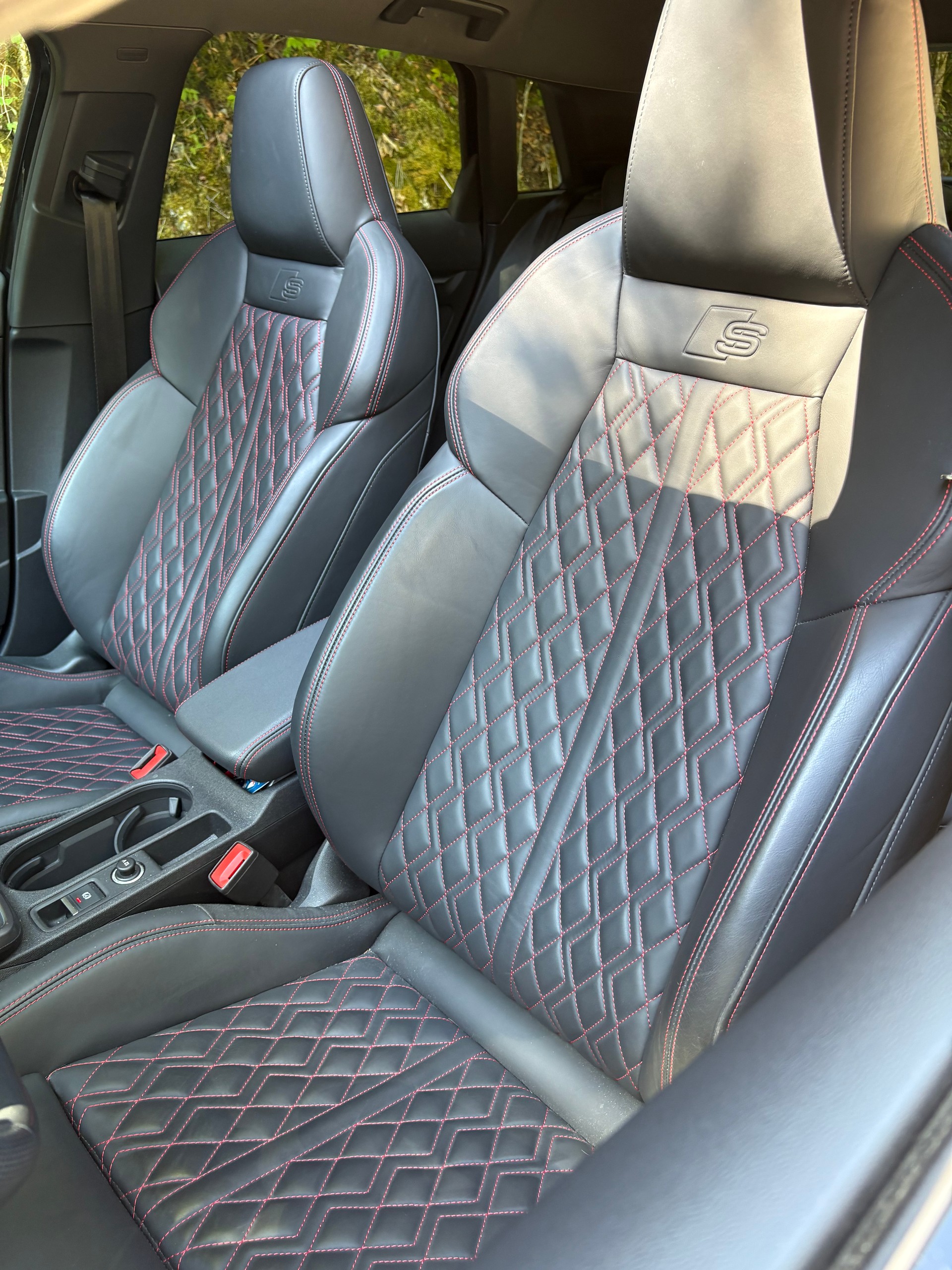 AUDI 2.0 TFSI quattro S-Tronic-image-4