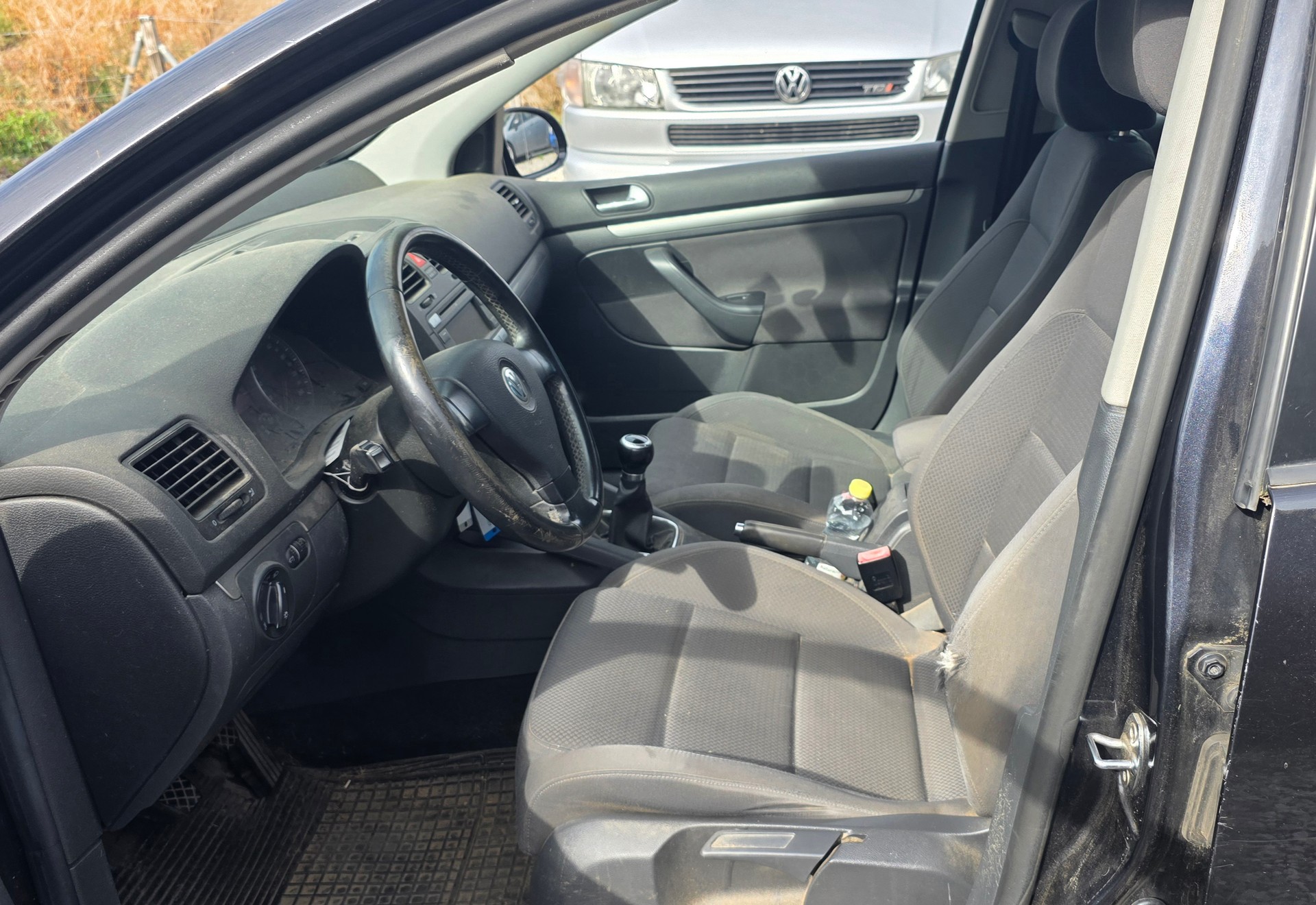 VW Golf 2.0 FSI Sportline 4Motion-image-5