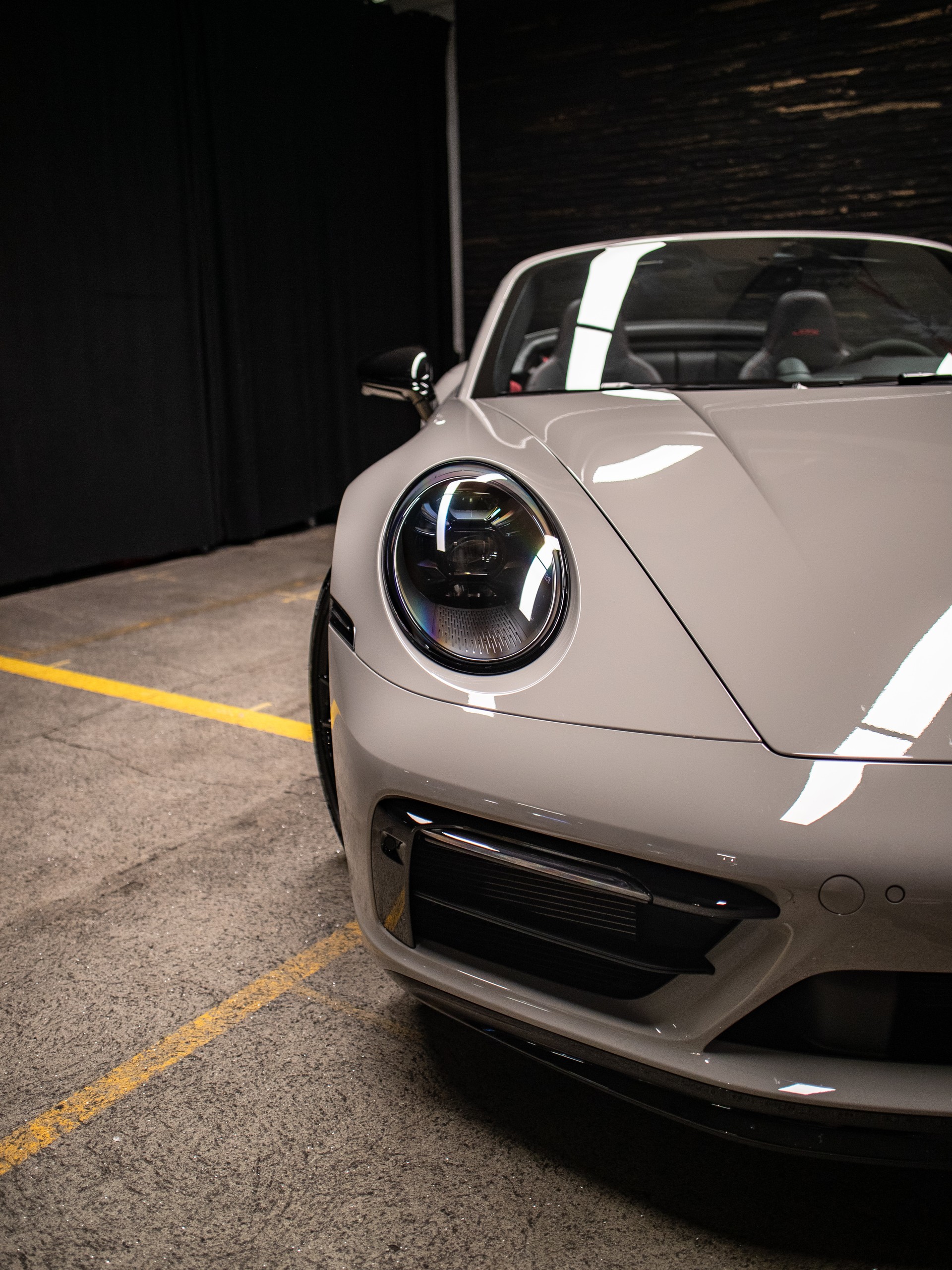 PORSCHE 911 Carrera 4 GTS Cabriolet PDK-image-13