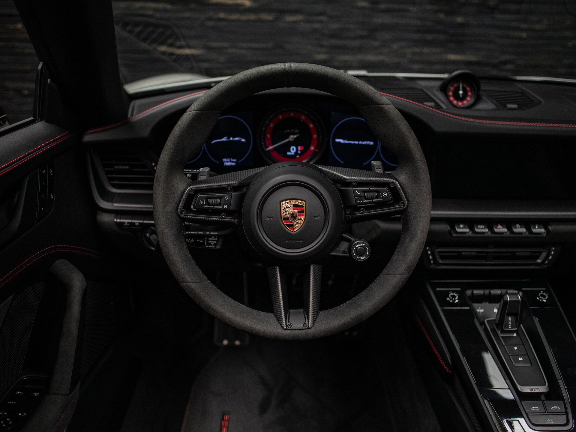 PORSCHE 911 Carrera 4 GTS Cabriolet PDK-image-7