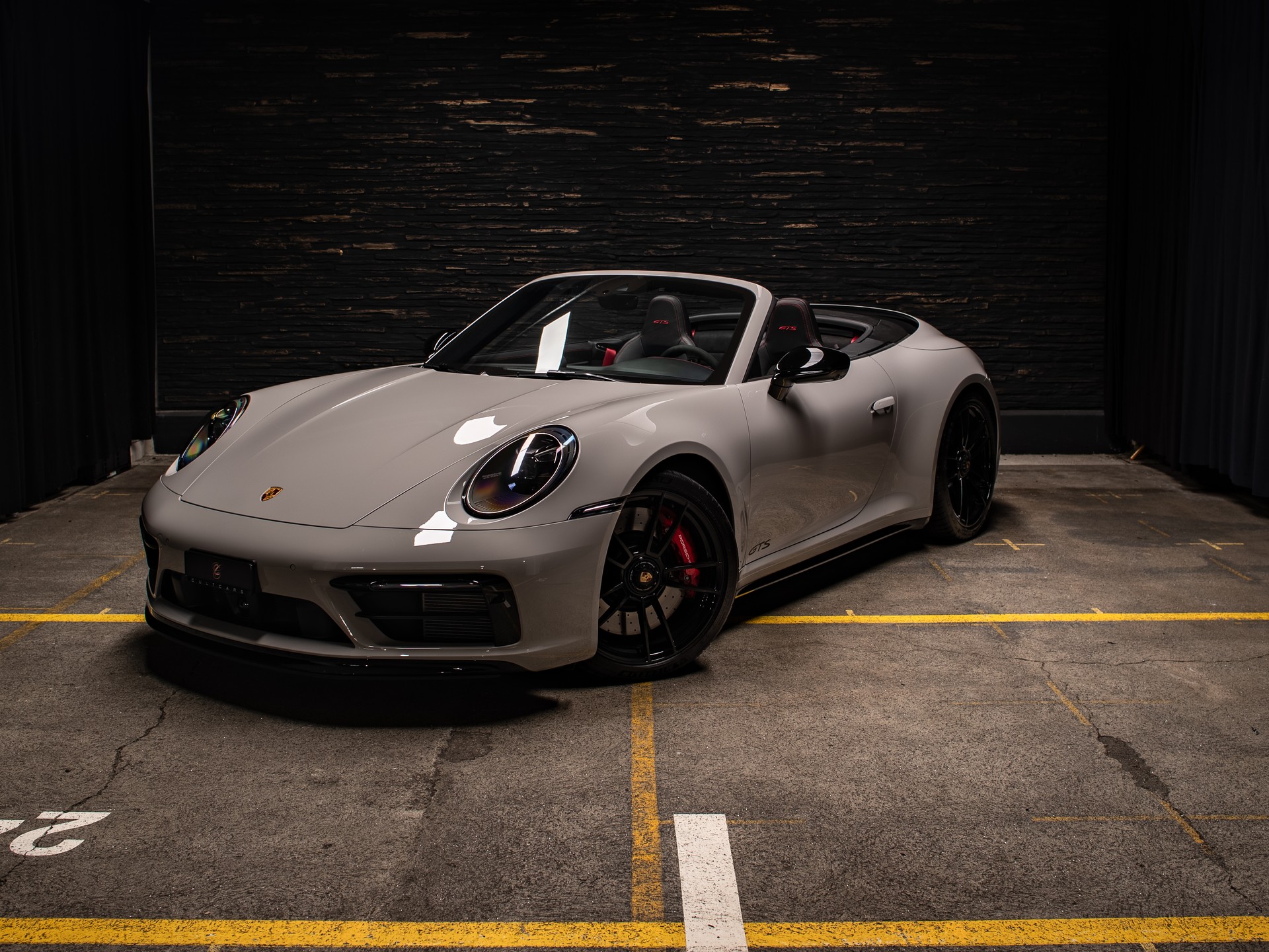 PORSCHE 911 Carrera 4 GTS Cabriolet PDK-image-30