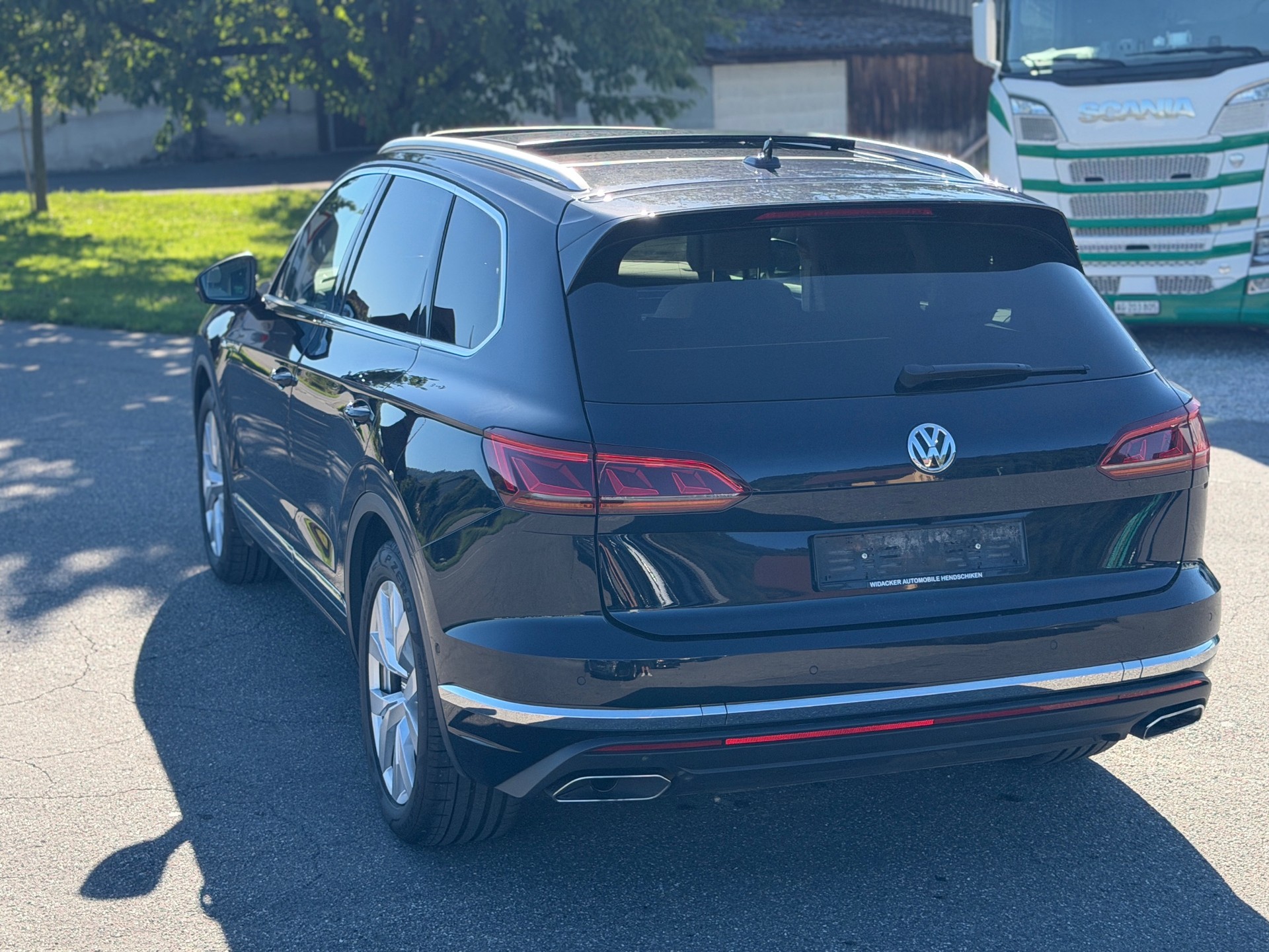 VW Touareg 3.0 TDI Elegance Tiptronic-image-15