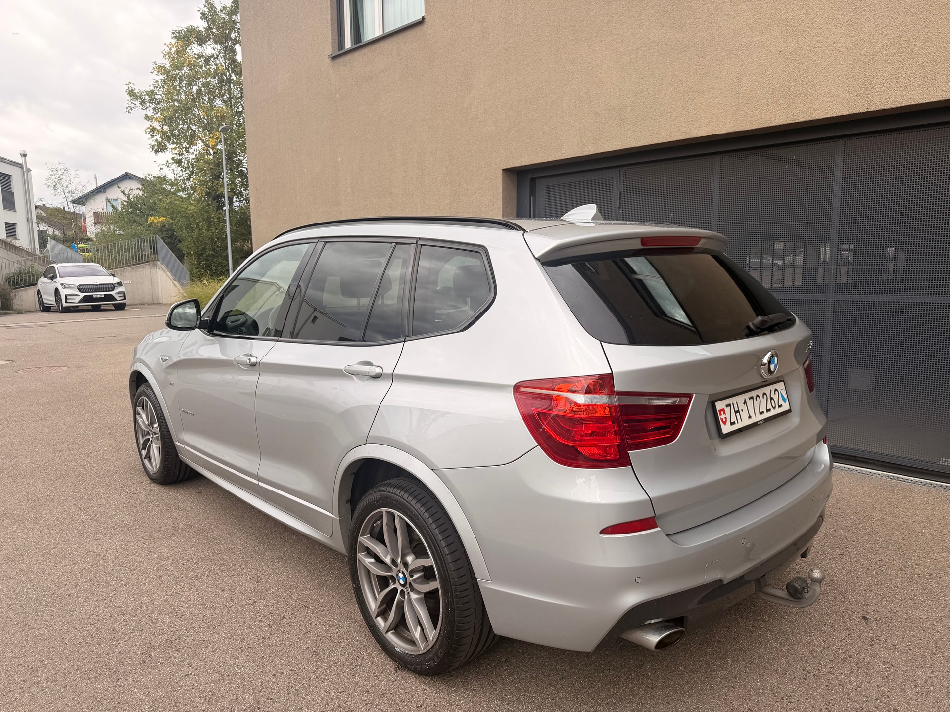 BMW X3 20d xDrive M-Sport - AHK / ACC / 1. Hand-image-2