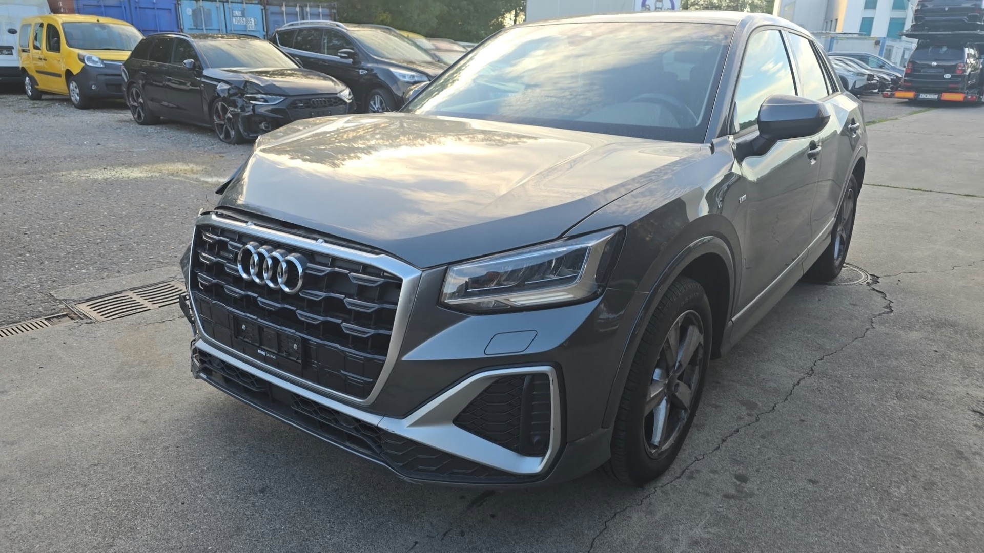 AUDI Q2 35 TDI S line quattro S-tronic-image-0