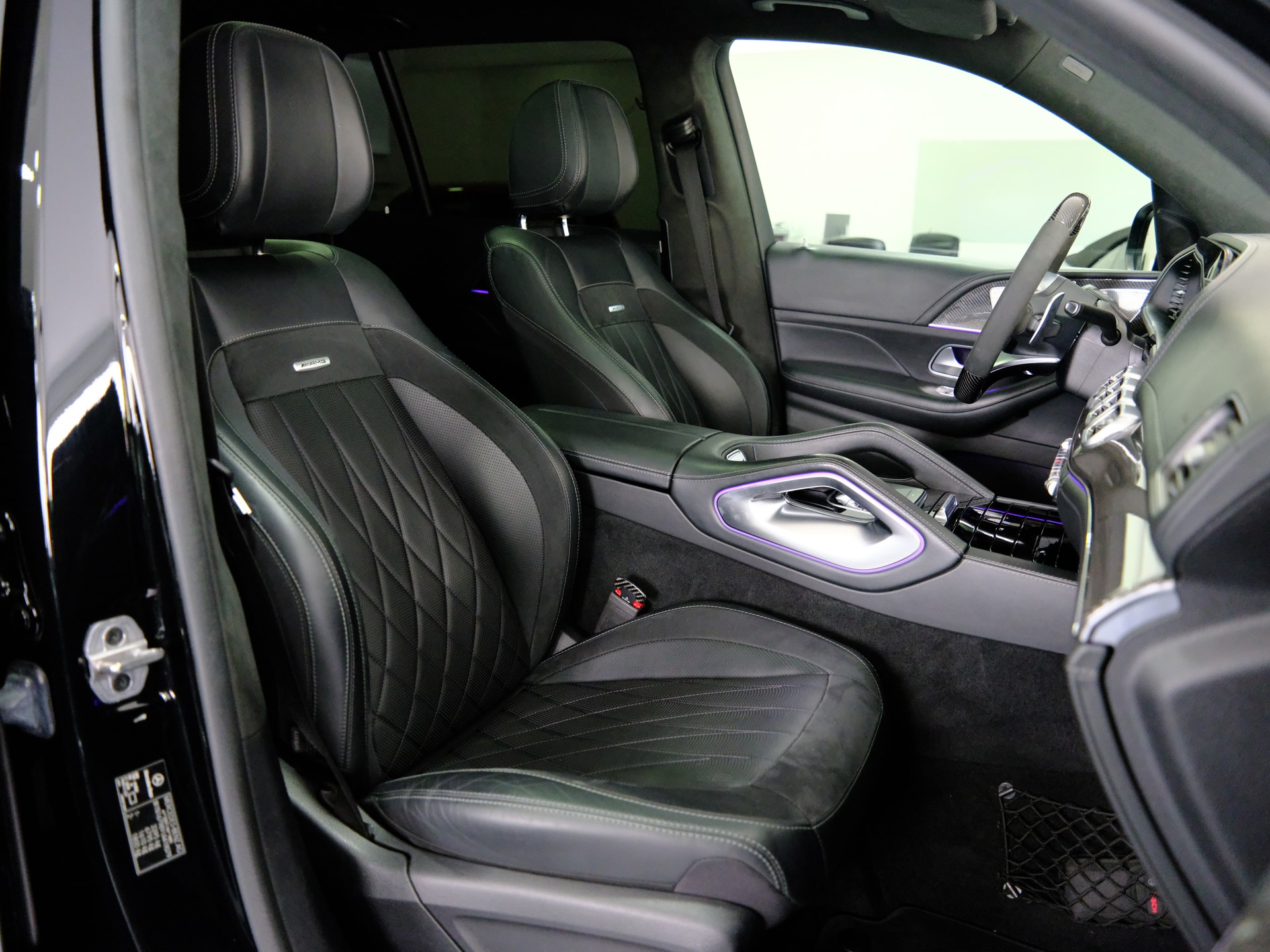 MERCEDES-BENZ GLS 63 4Matic+ TCT 9G *Burmester* *MB 100 Garantie bis 2027* *Panoramadach*-image-24