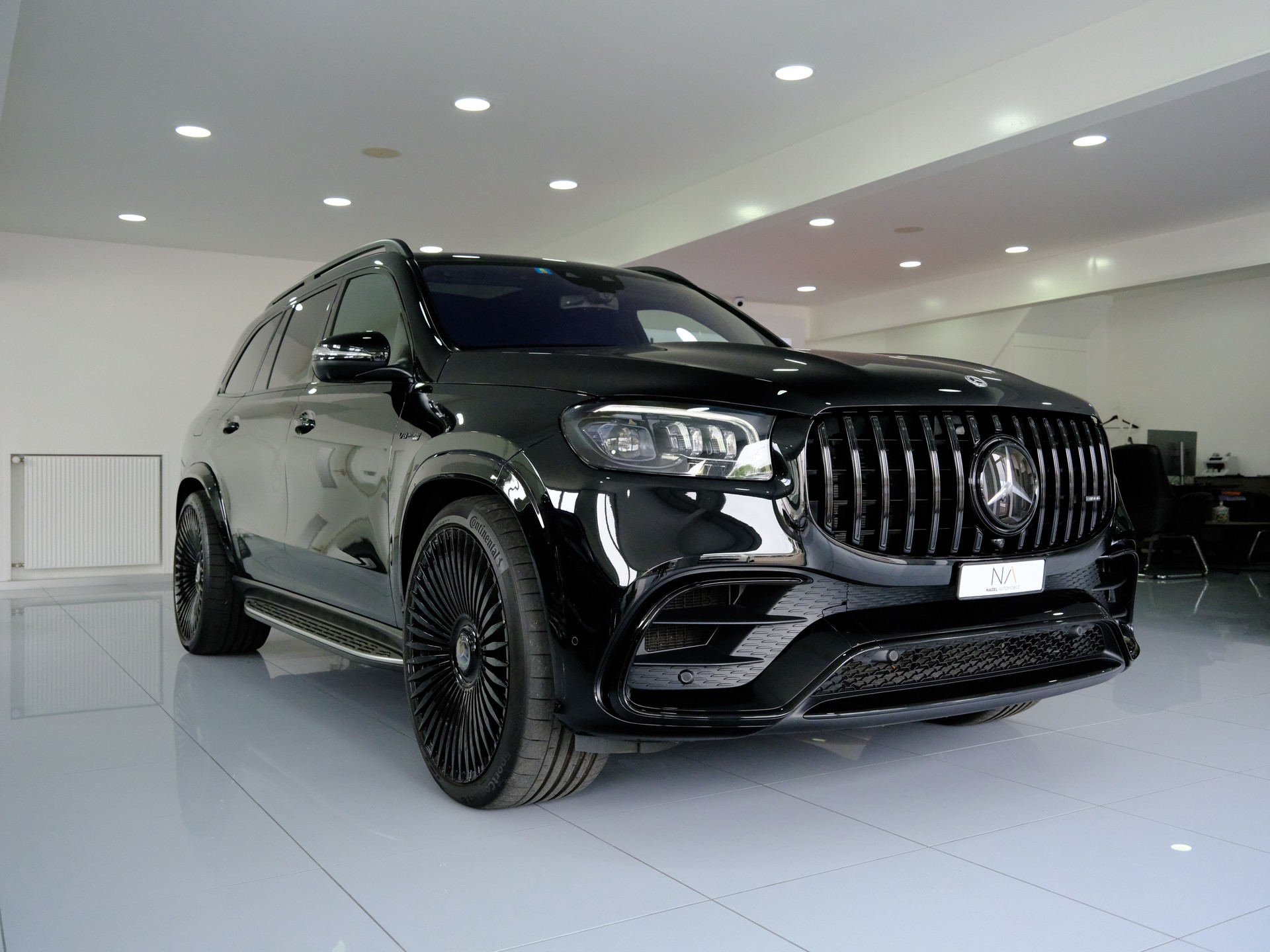 MERCEDES-BENZ GLS 63 4Matic+ TCT 9G *Burmester* *MB 100 Garantie bis 2027* *Panoramadach*-image-1