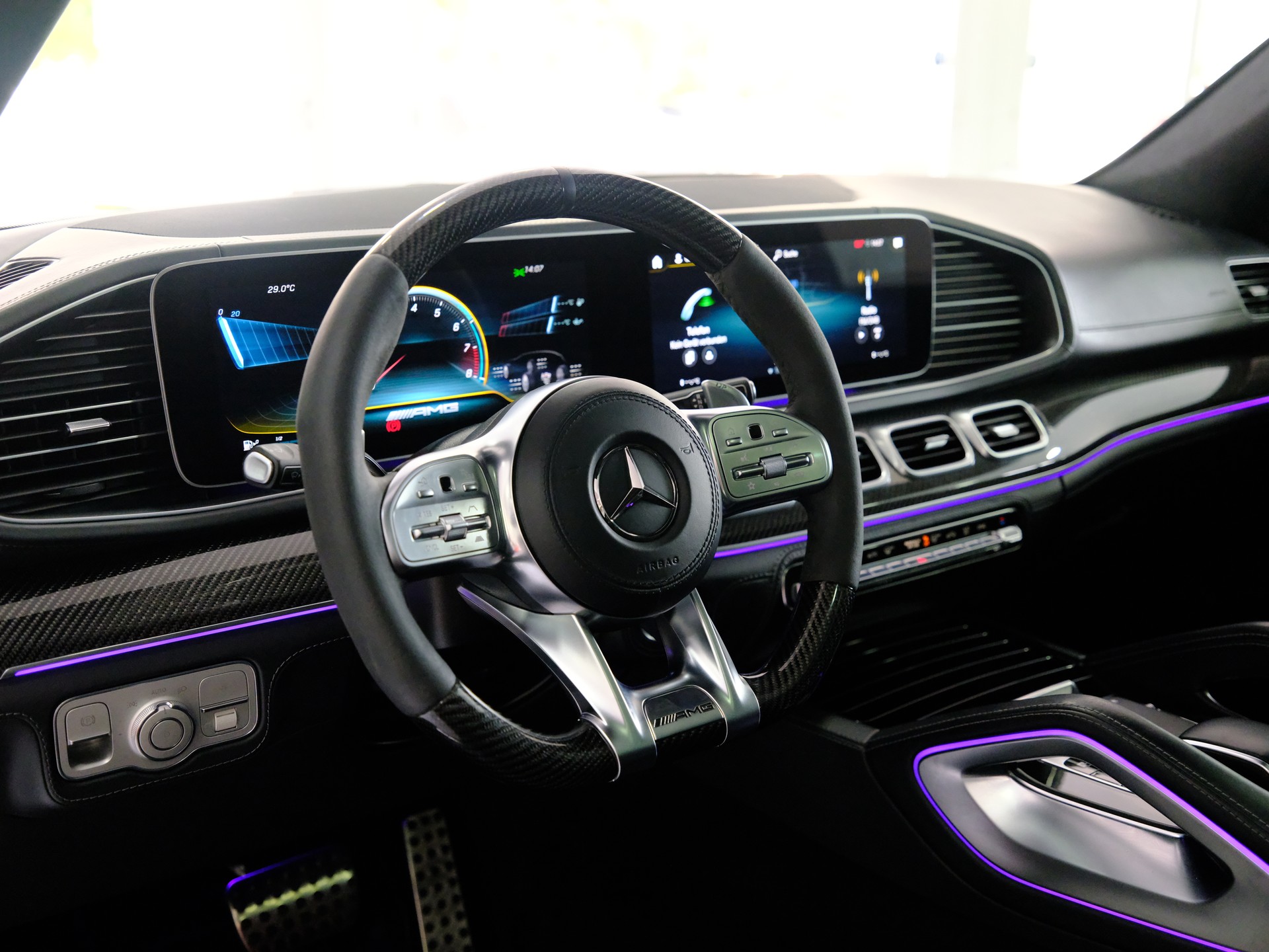 MERCEDES-BENZ GLS 63 4Matic+ TCT 9G *Burmester* *MB 100 Garantie bis 2027* *Panoramadach*-image-16