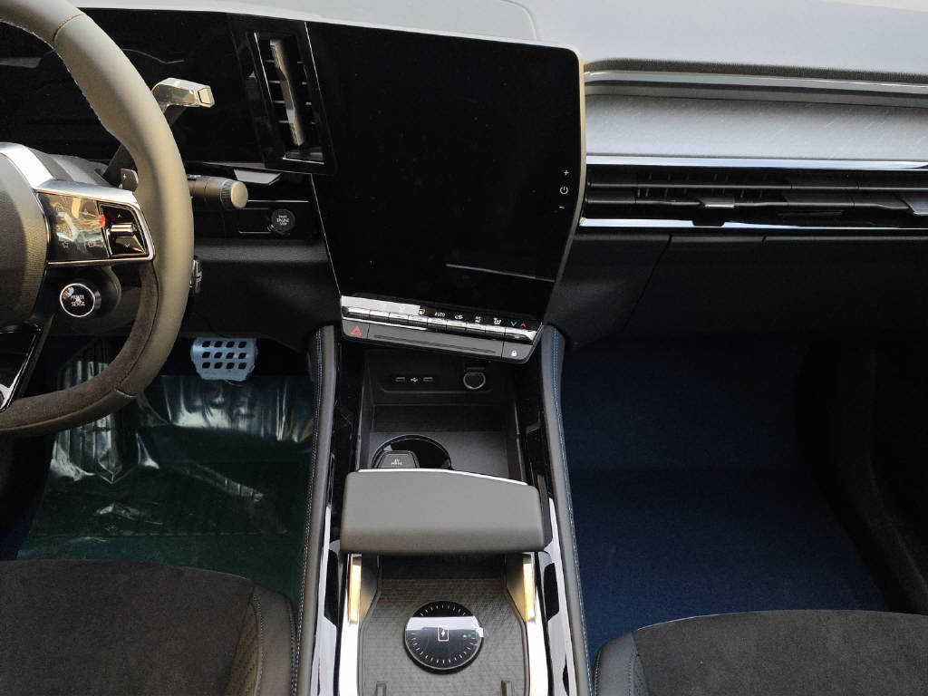 RENAULT Rafale 1.2 E-Tech Plug-in Atelier Alpine-image-8