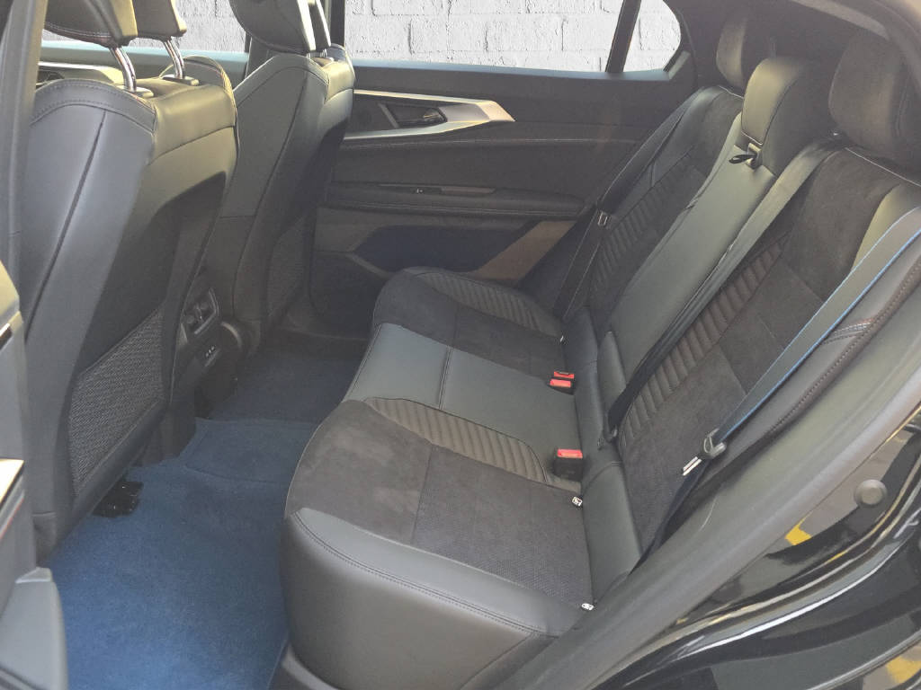 RENAULT Rafale 1.2 E-Tech Plug-in Atelier Alpine-image-9