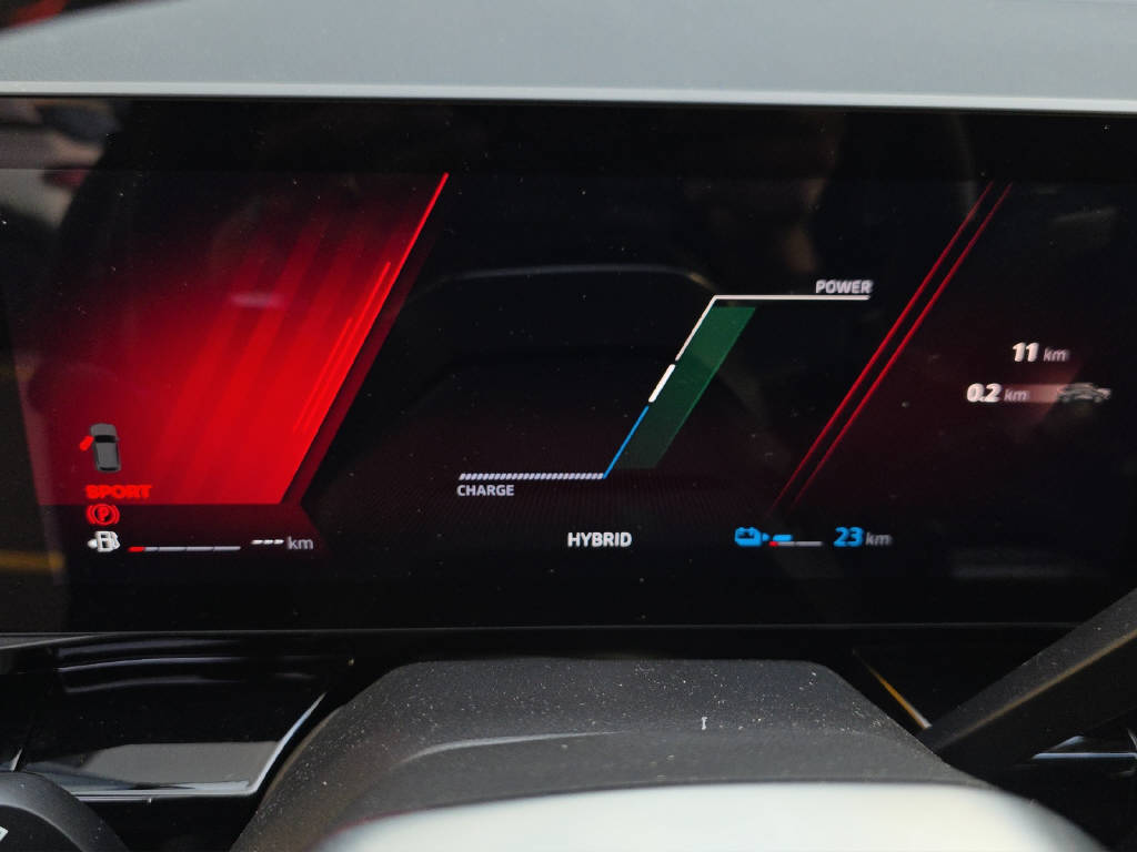RENAULT Rafale 1.2 E-Tech Plug-in Atelier Alpine-image-13