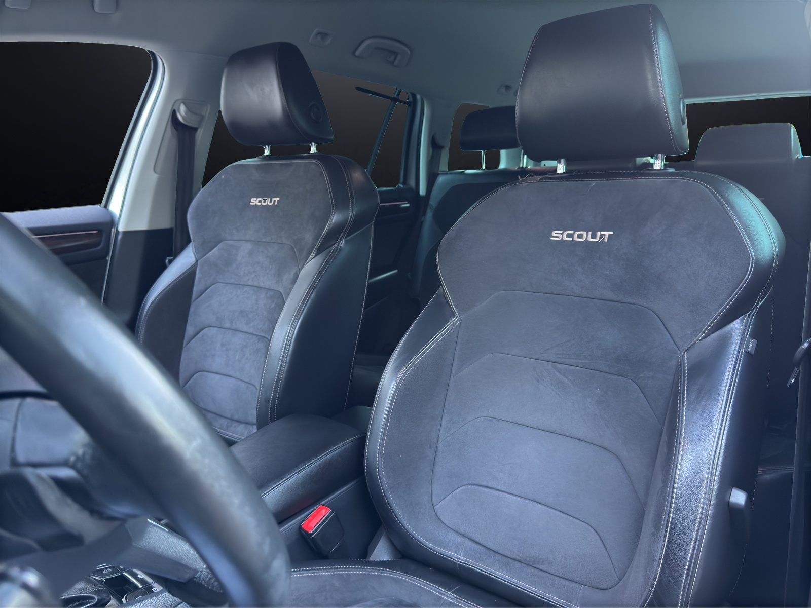 SKODA Kodiaq 2.0 TDI CR Scout 7-Plätze 4x4 DSG Vollausstattung-image-14