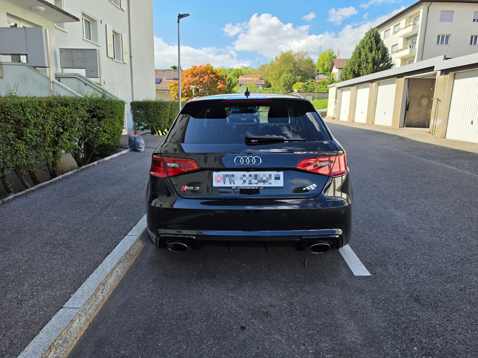 AUDI 2.5 T FSI quattro S-Tronic-image-2