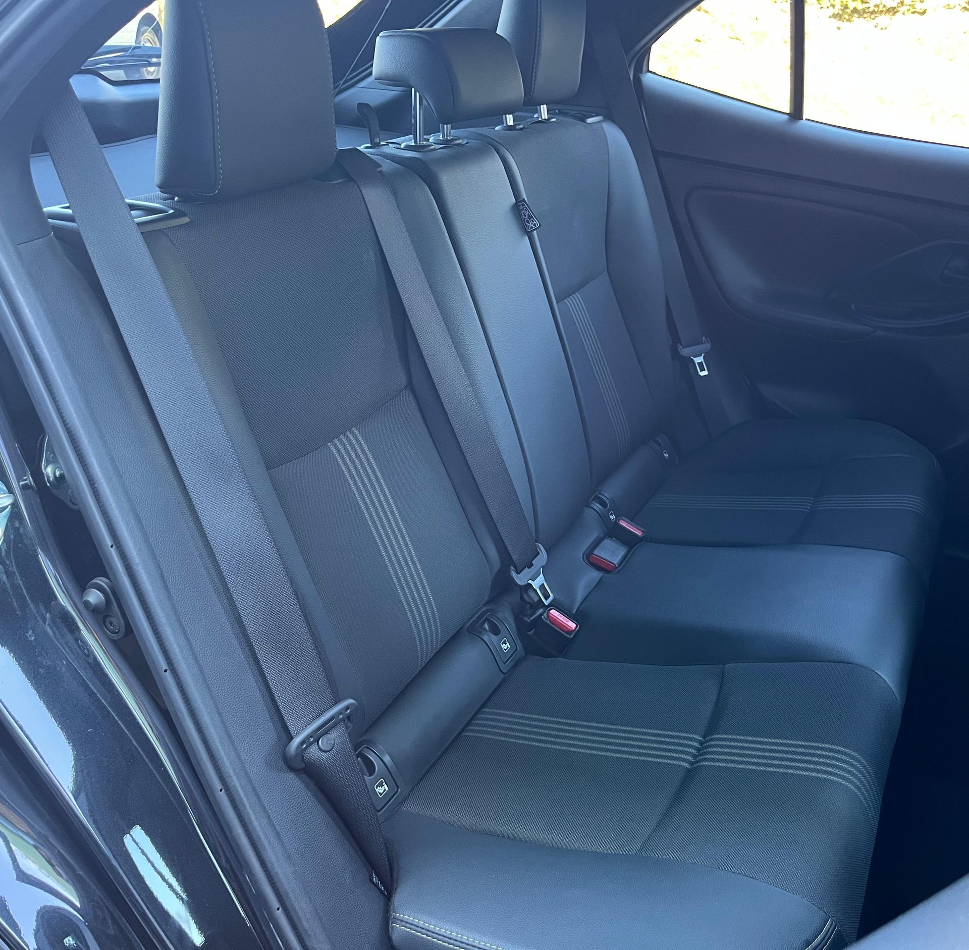 TOYOTA Yaris Cross 1.5 Elegant e-CVT AWDi-image-13
