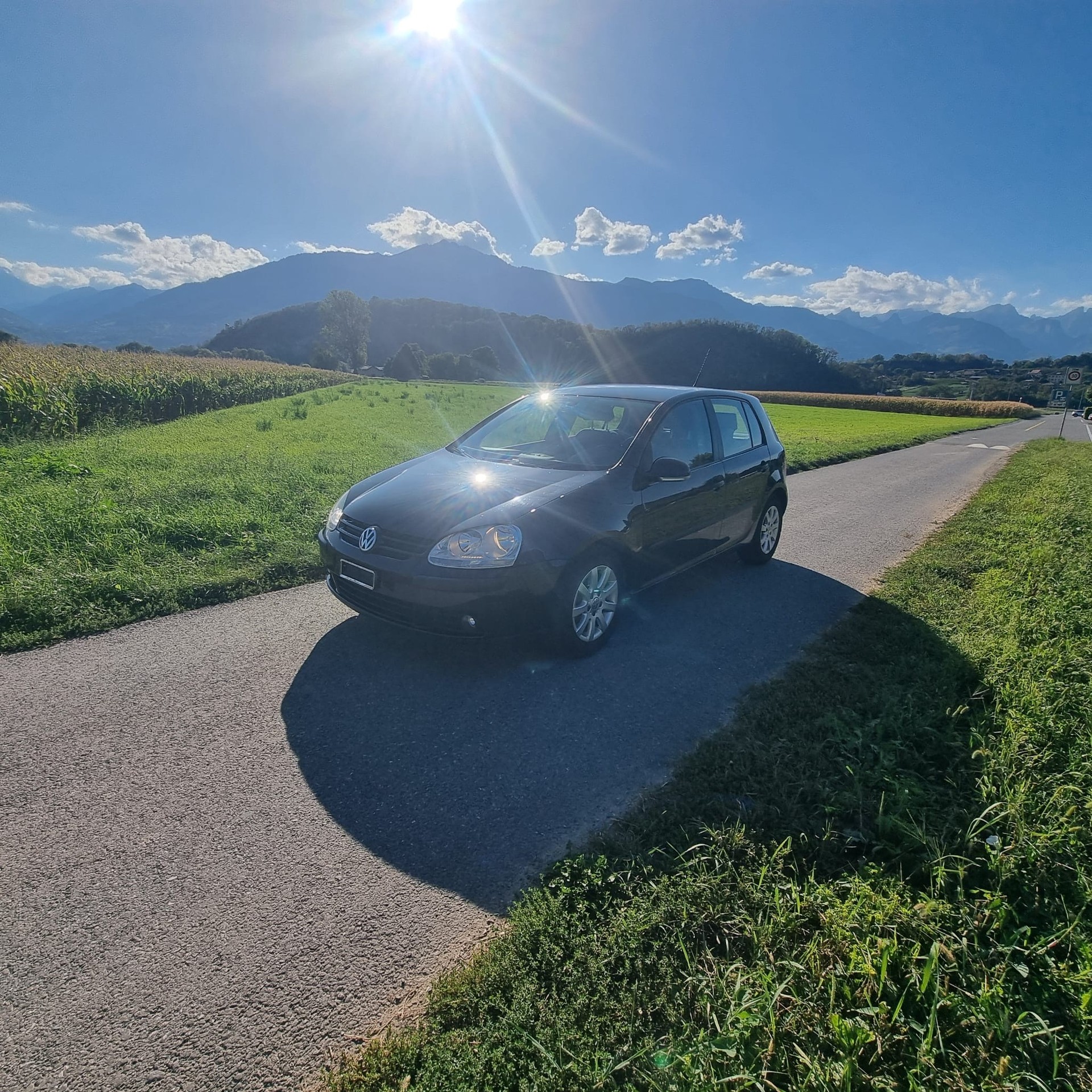 VW 2.0 Essence-image-1