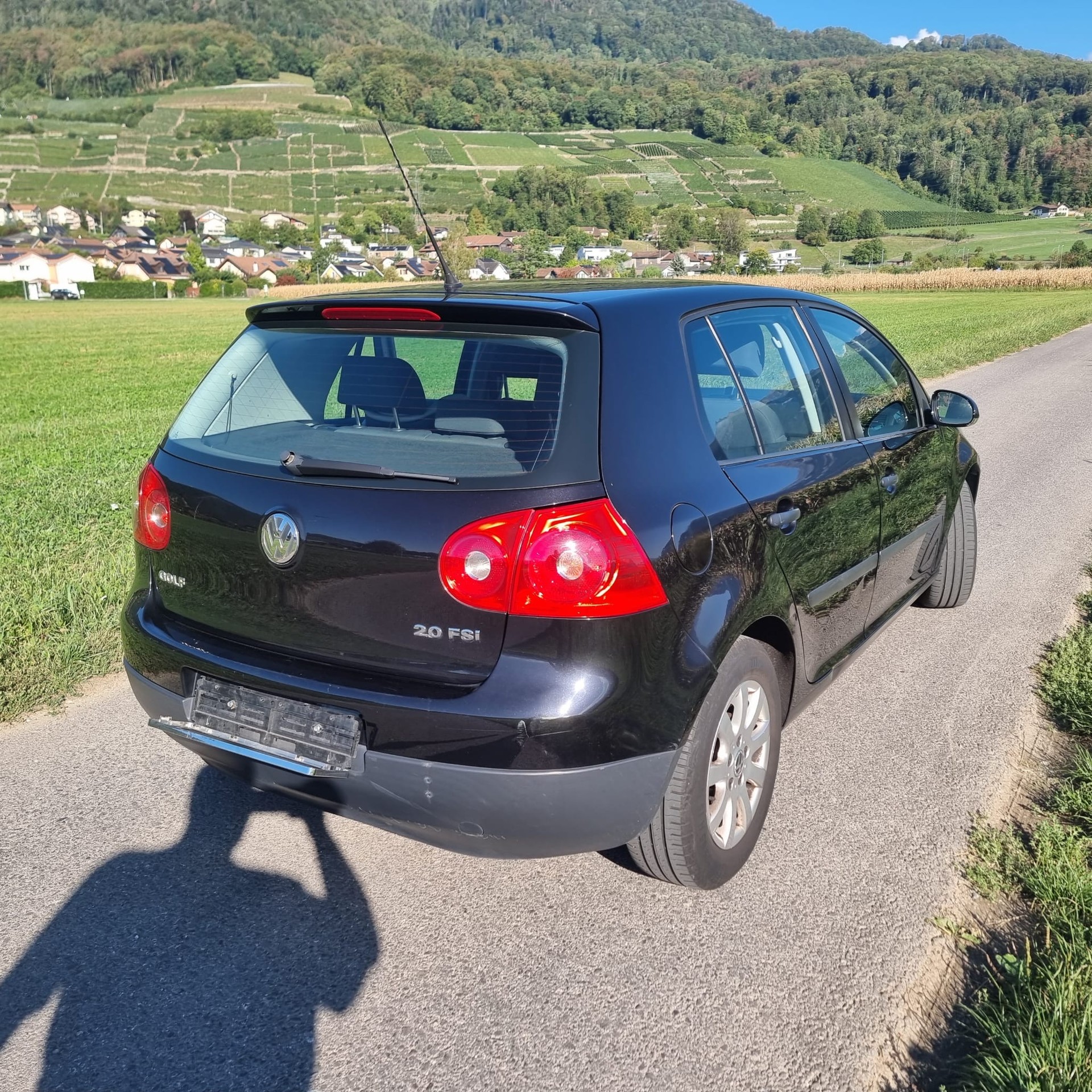 VW 2.0 Essence-image-3