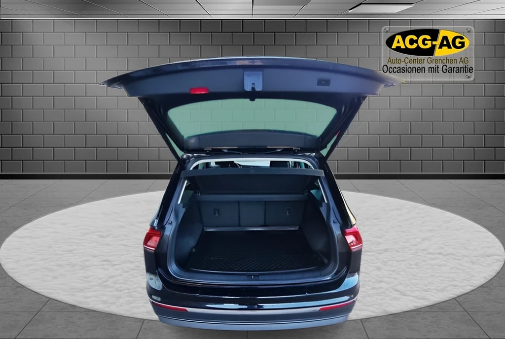 VW Tiguan 2.0 TDI SCR Highline 4Motion DSG ** 190PS ** GR-Navi ** RF-Kamera ** Abstandsregelsysteme ** Frisch Ab MFK & Service **-image-6