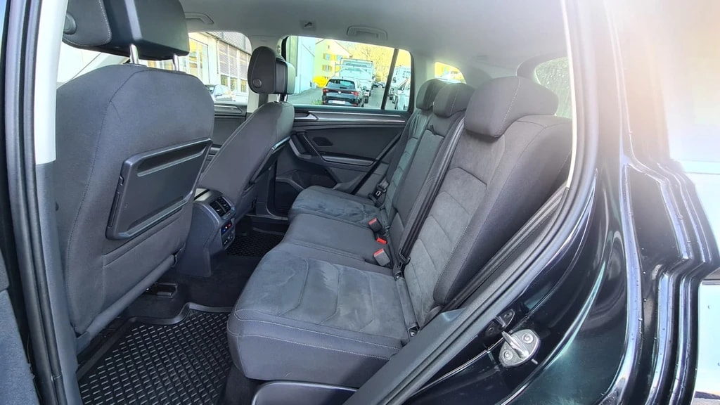 VW Tiguan 2.0 TDI SCR Highline 4Motion DSG ** 190PS ** GR-Navi ** RF-Kamera ** Abstandsregelsysteme ** Frisch Ab MFK & Service **-image-15