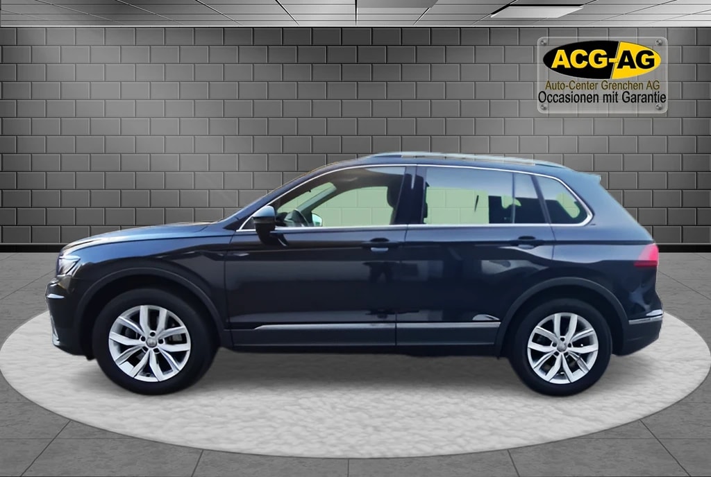 VW Tiguan 2.0 TDI SCR Highline 4Motion DSG ** 190PS ** GR-Navi ** RF-Kamera ** Abstandsregelsysteme ** Frisch Ab MFK & Service **-image-3