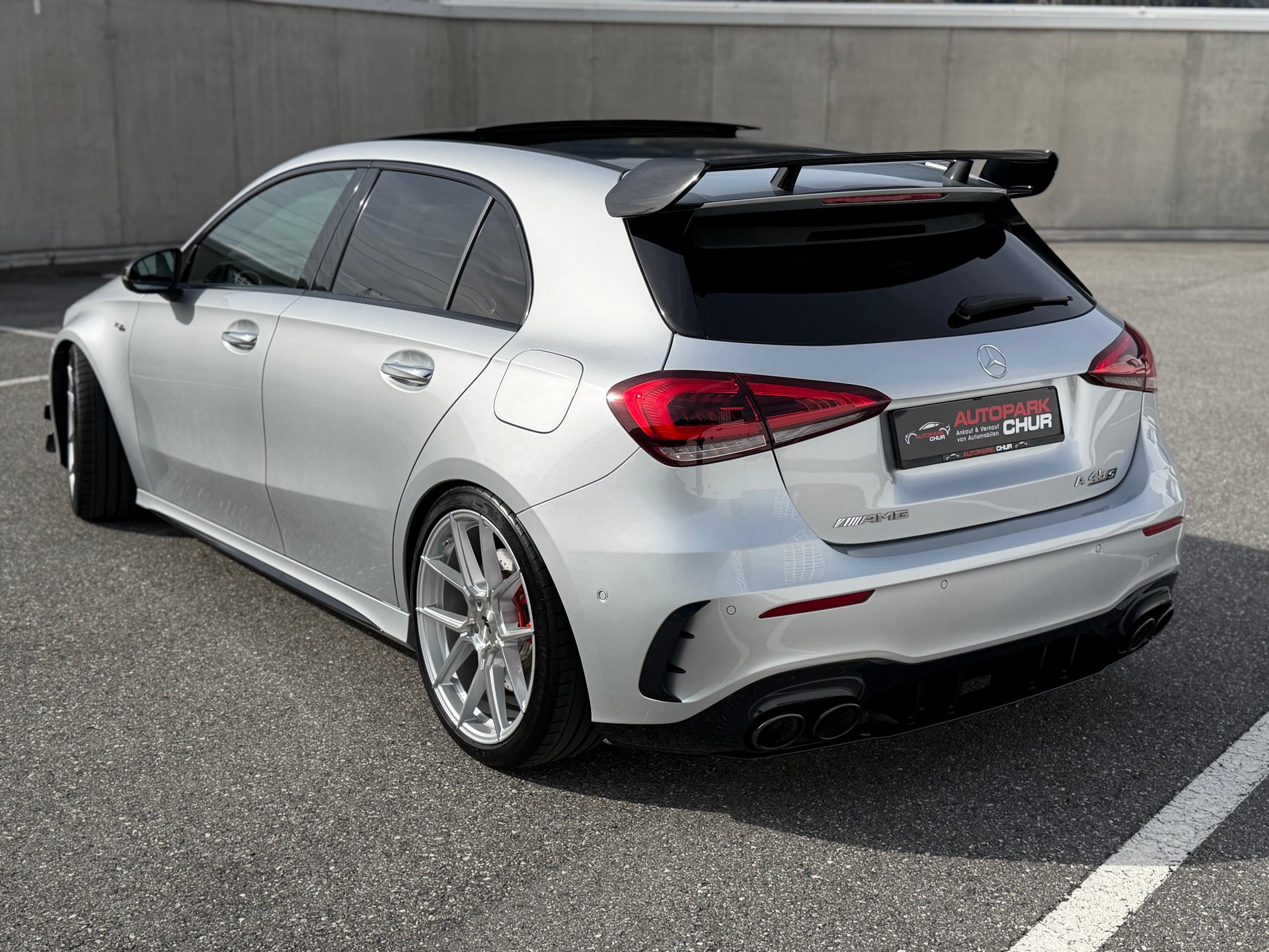 MERCEDES-BENZ A 45 S AMG 4Matic+ Speedshift-image-2