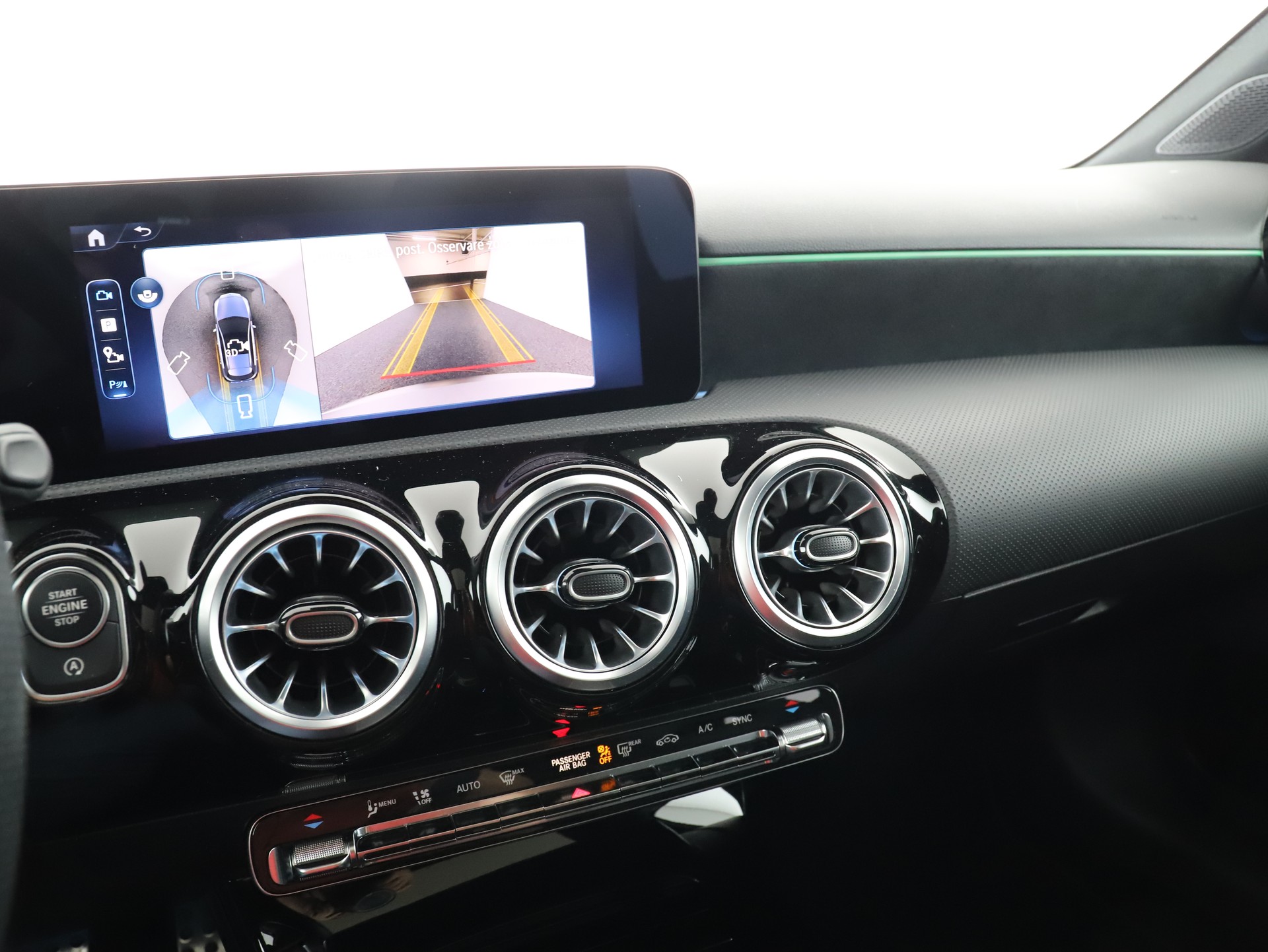 MERCEDES-BENZ A 220 4Matic 8G-DCT-image-14