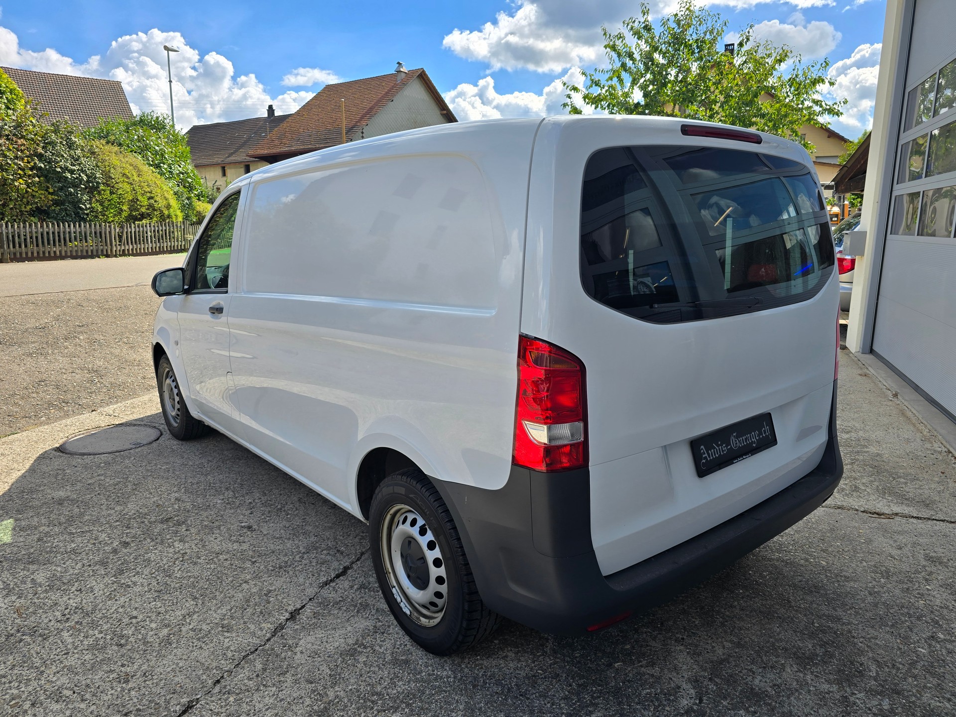 MERCEDES-BENZ Vito 114 CDI 7G-Tronic mit Sortimo-image-2