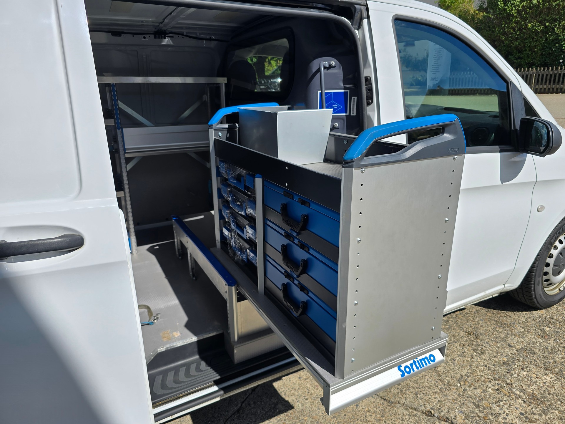MERCEDES-BENZ Vito 114 CDI 7G-Tronic mit Sortimo-image-9