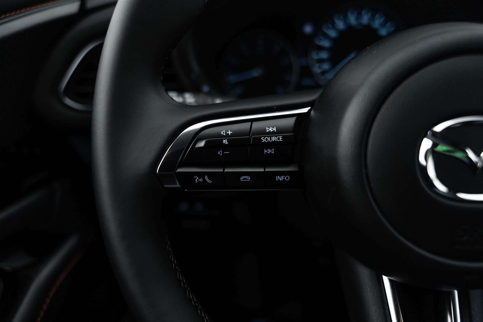 MAZDA CX-30 SKYACTIV-G 140 MHEV Nagisa Automat-image-15