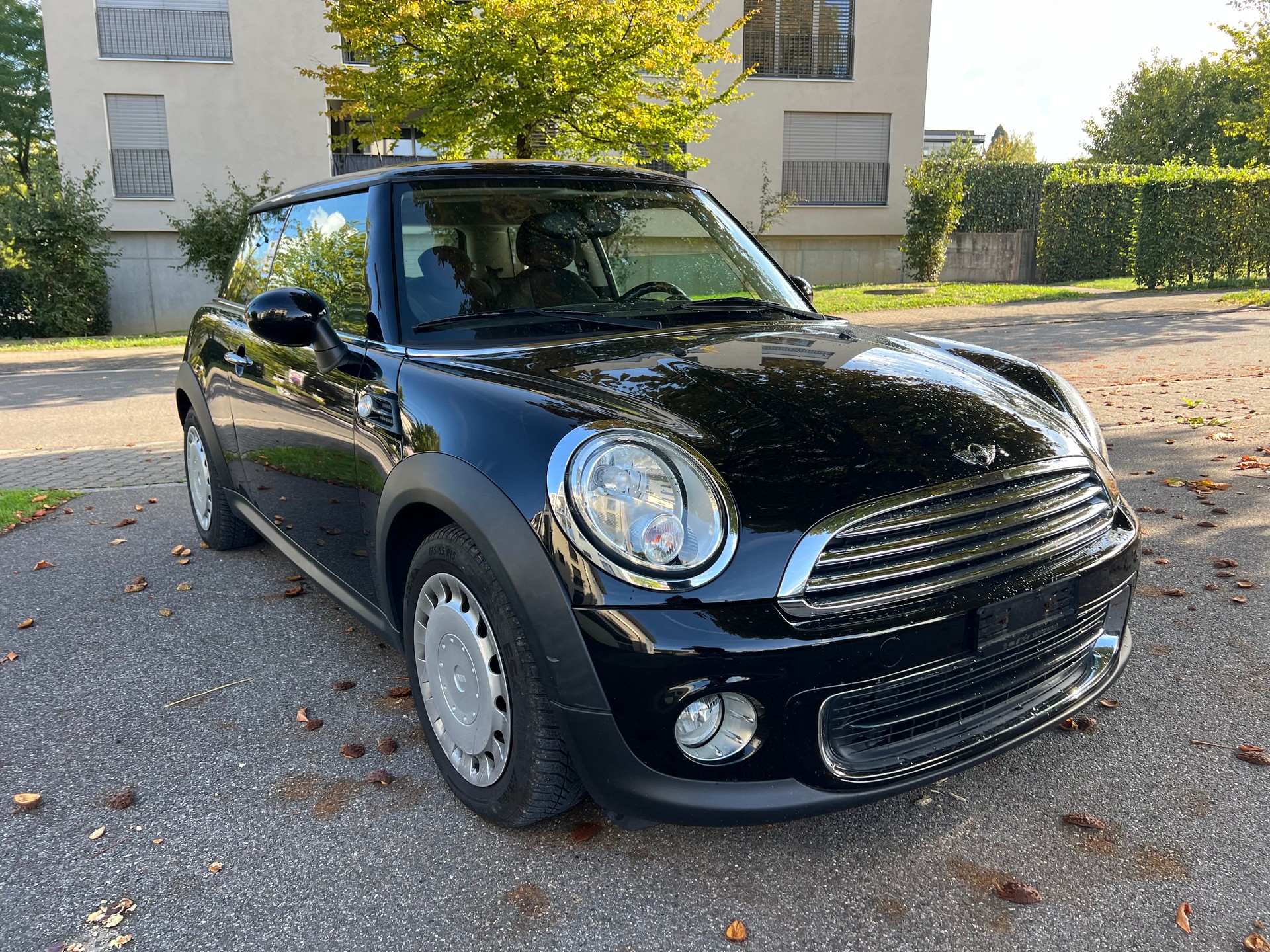 MINI One-image-2