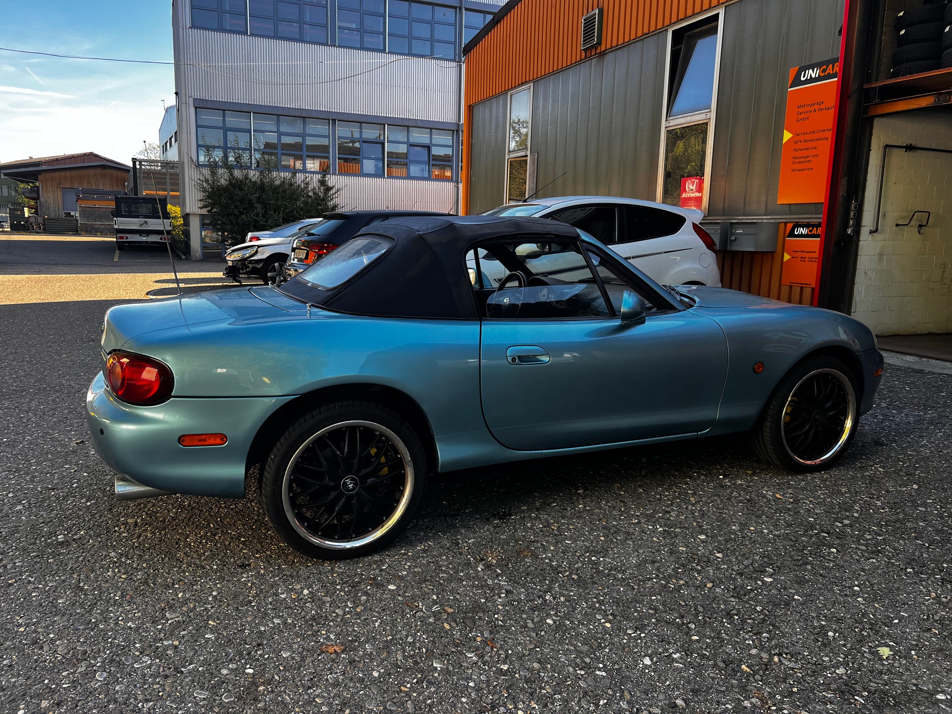 MAZDA MX-5 1.8i-16 Youngster Automatic-image-3