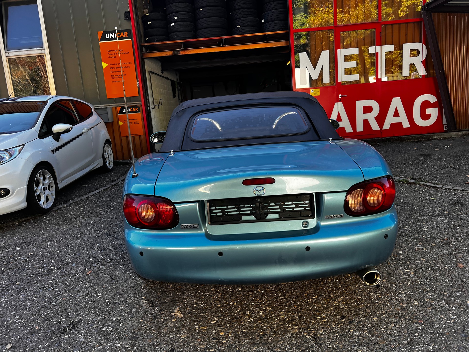 MAZDA MX-5 1.8i-16 Youngster Automatic-image-2