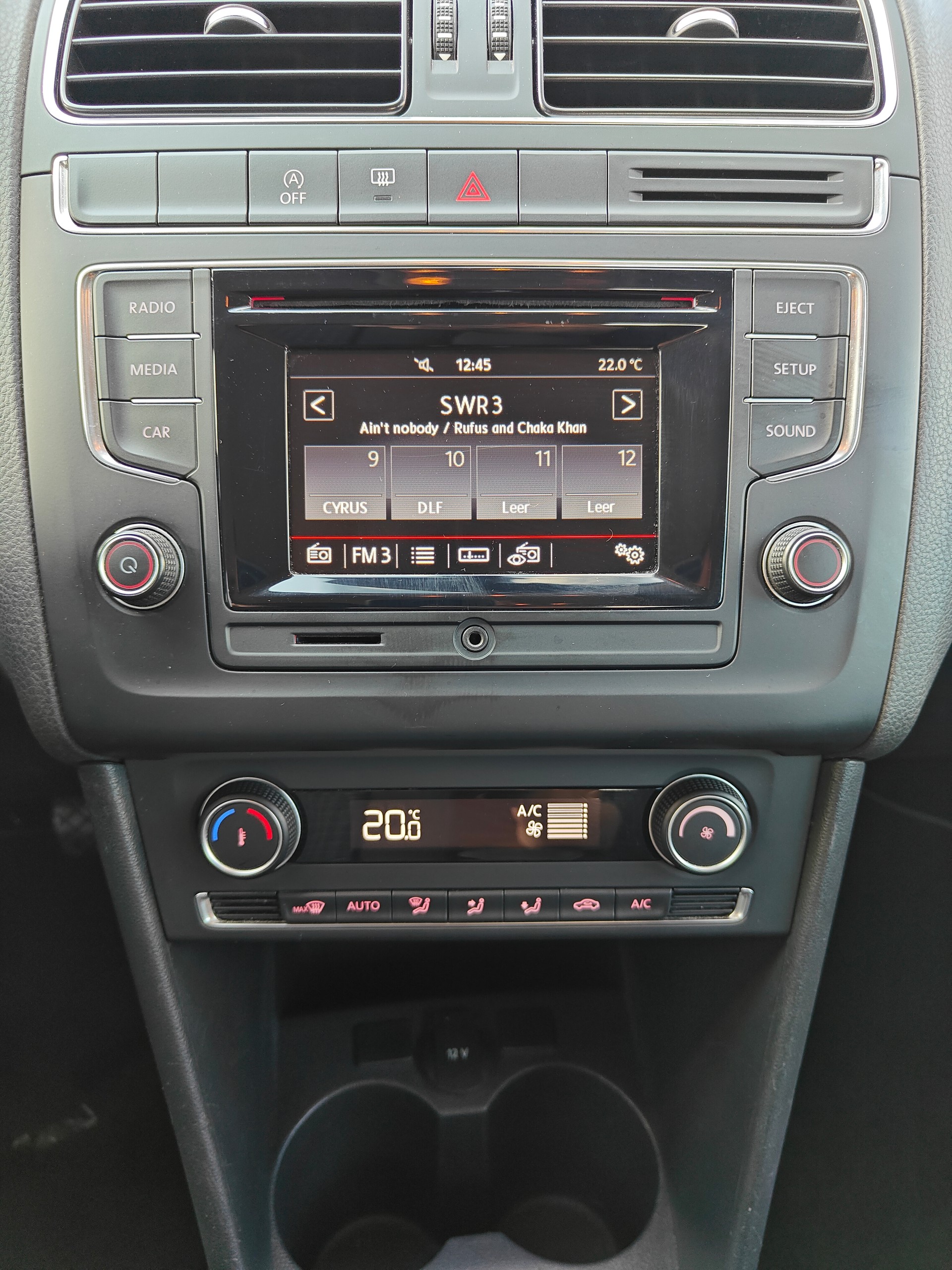 VW Polo 1.2 TSI BMT Trendline-image-15