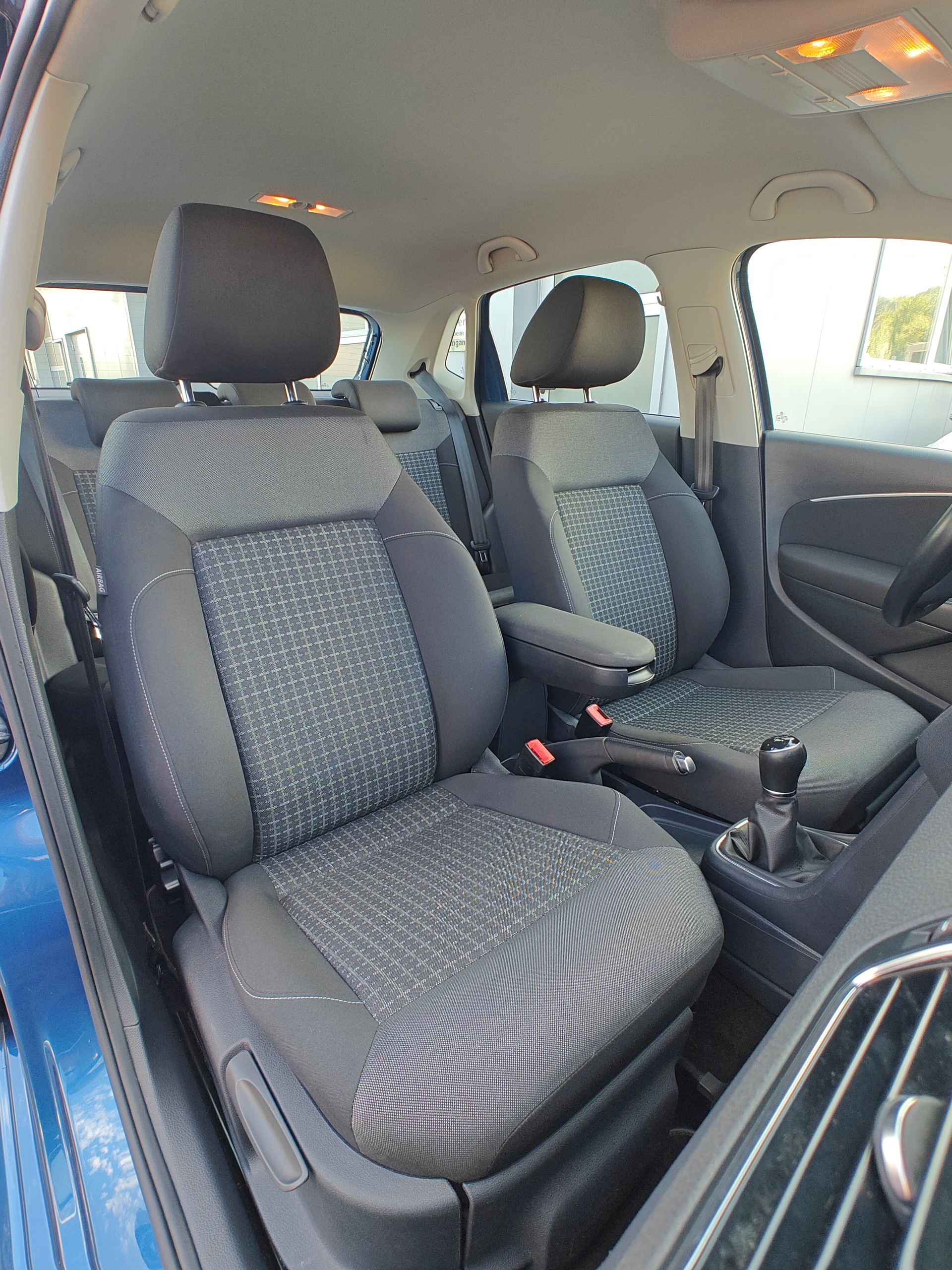 VW Polo 1.2 TSI BMT Trendline-image-7