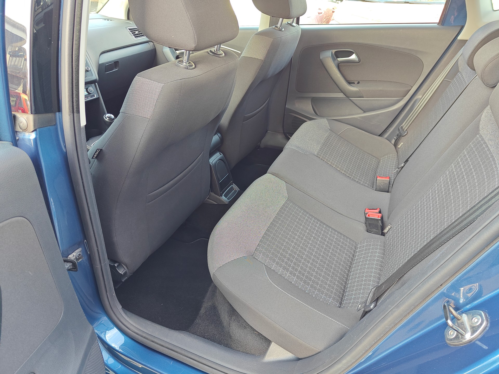 VW Polo 1.2 TSI BMT Trendline-image-10