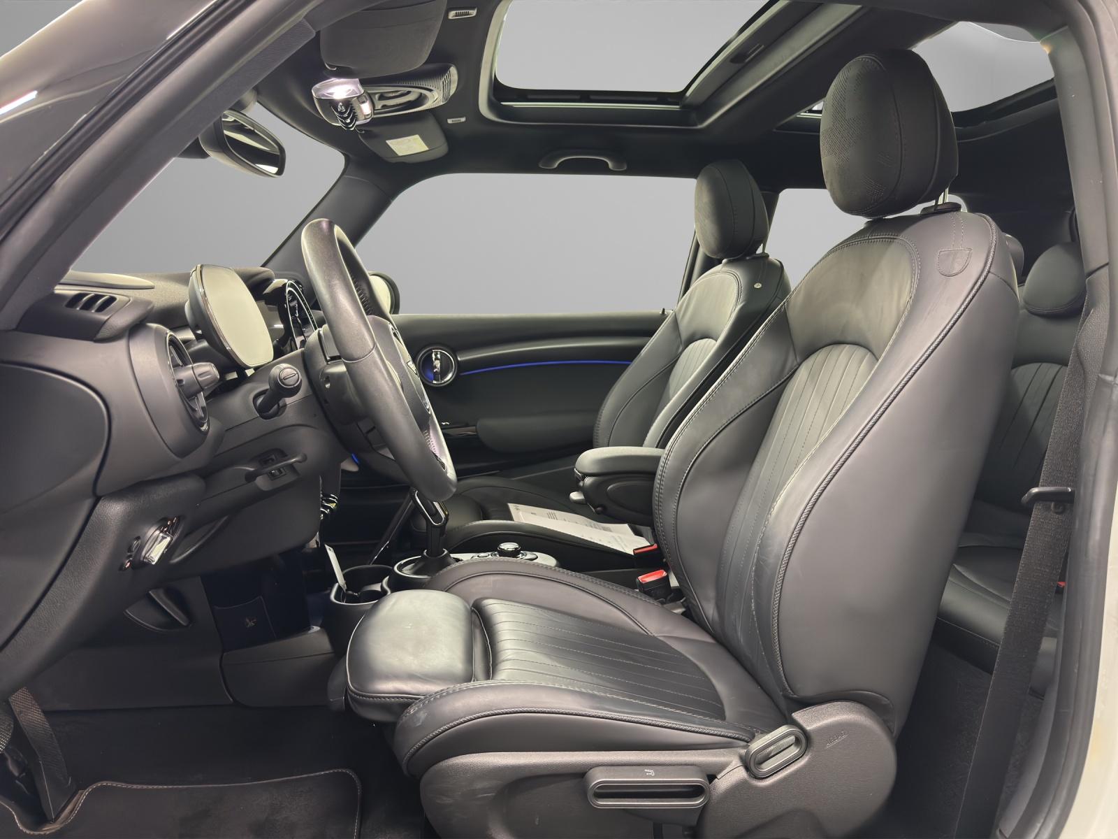 MINI Cooper SE-image-10