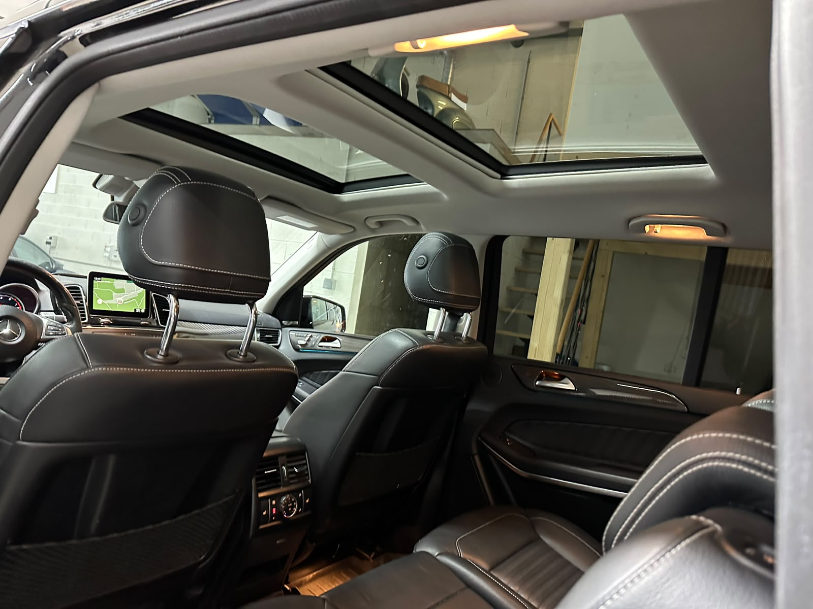 MERCEDES-BENZ GLS 500 4Matic 9G-Tronic-image-11