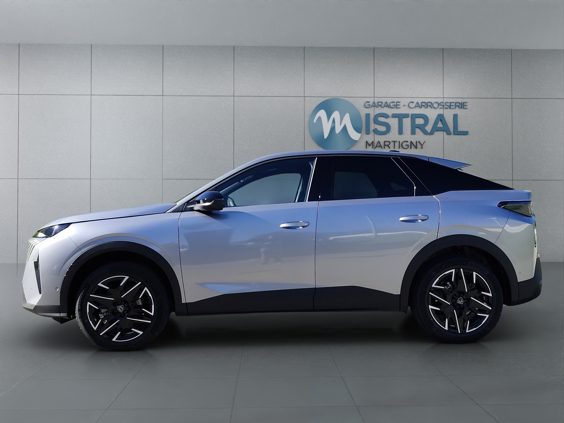 PEUGEOT 3008 1.2 Hybrid Business-image-1