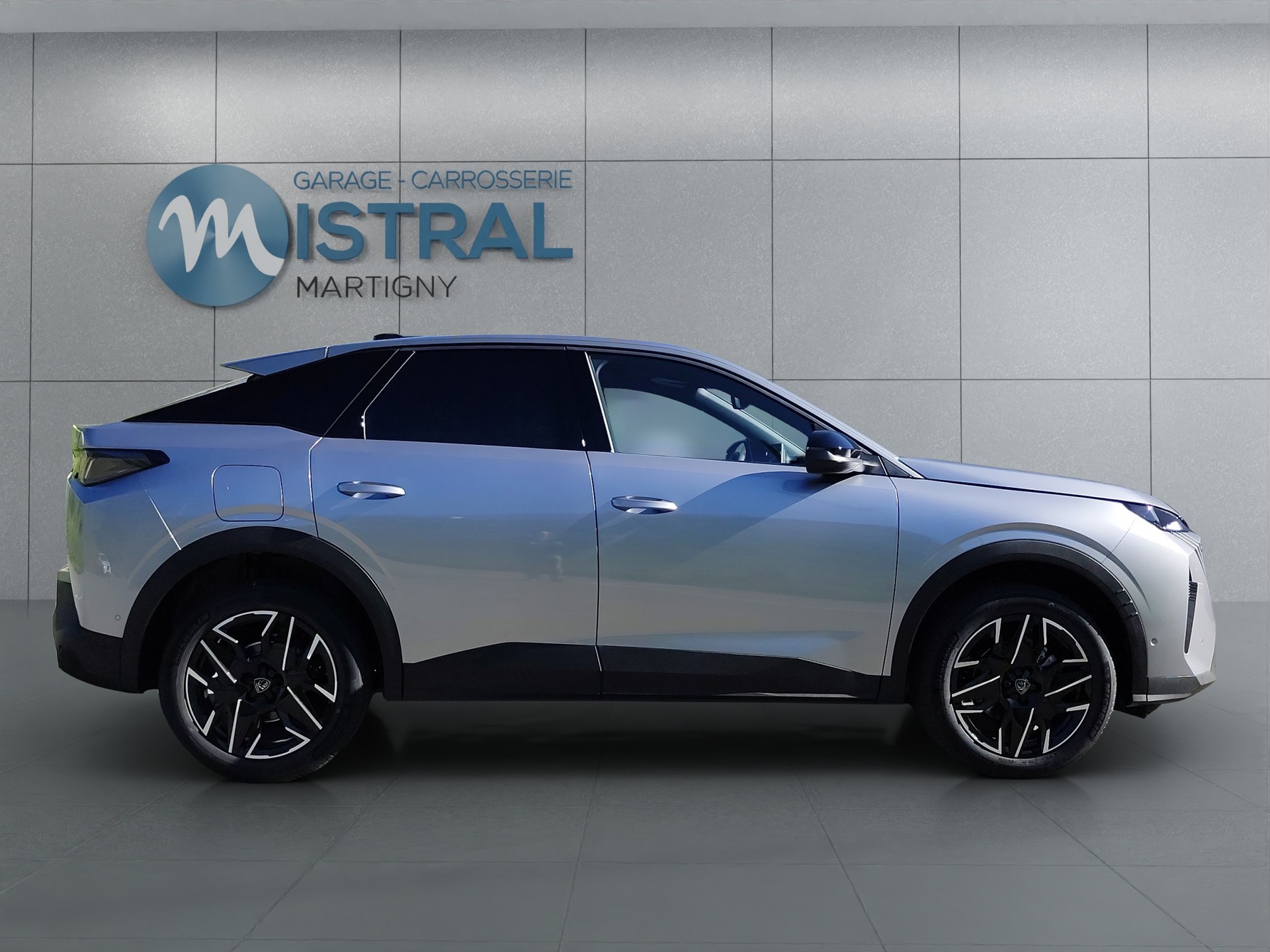 PEUGEOT 3008 1.2 Hybrid Business-image-5