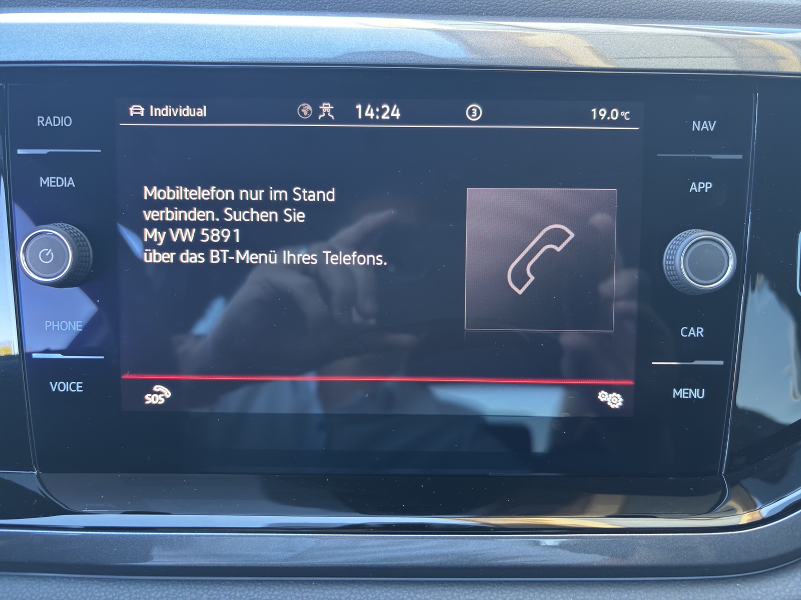 VW Polo 2.0 TSI GTI DSG mit Navi, Rückfahrkamera, Schwarze Aussenspiegel mit schwarzem Dach in Absetzfarbe-image-19