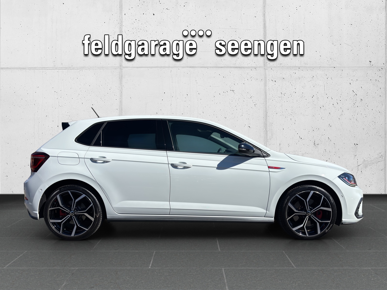 VW Polo 2.0 TSI GTI DSG mit Navi, Rückfahrkamera, Schwarze Aussenspiegel mit schwarzem Dach in Absetzfarbe-image-3