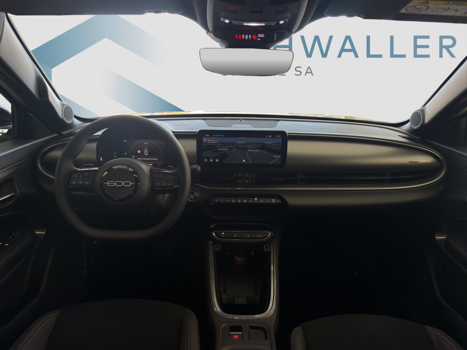 FIAT 600 1.2 Hybrid 145 Sport-image-9
