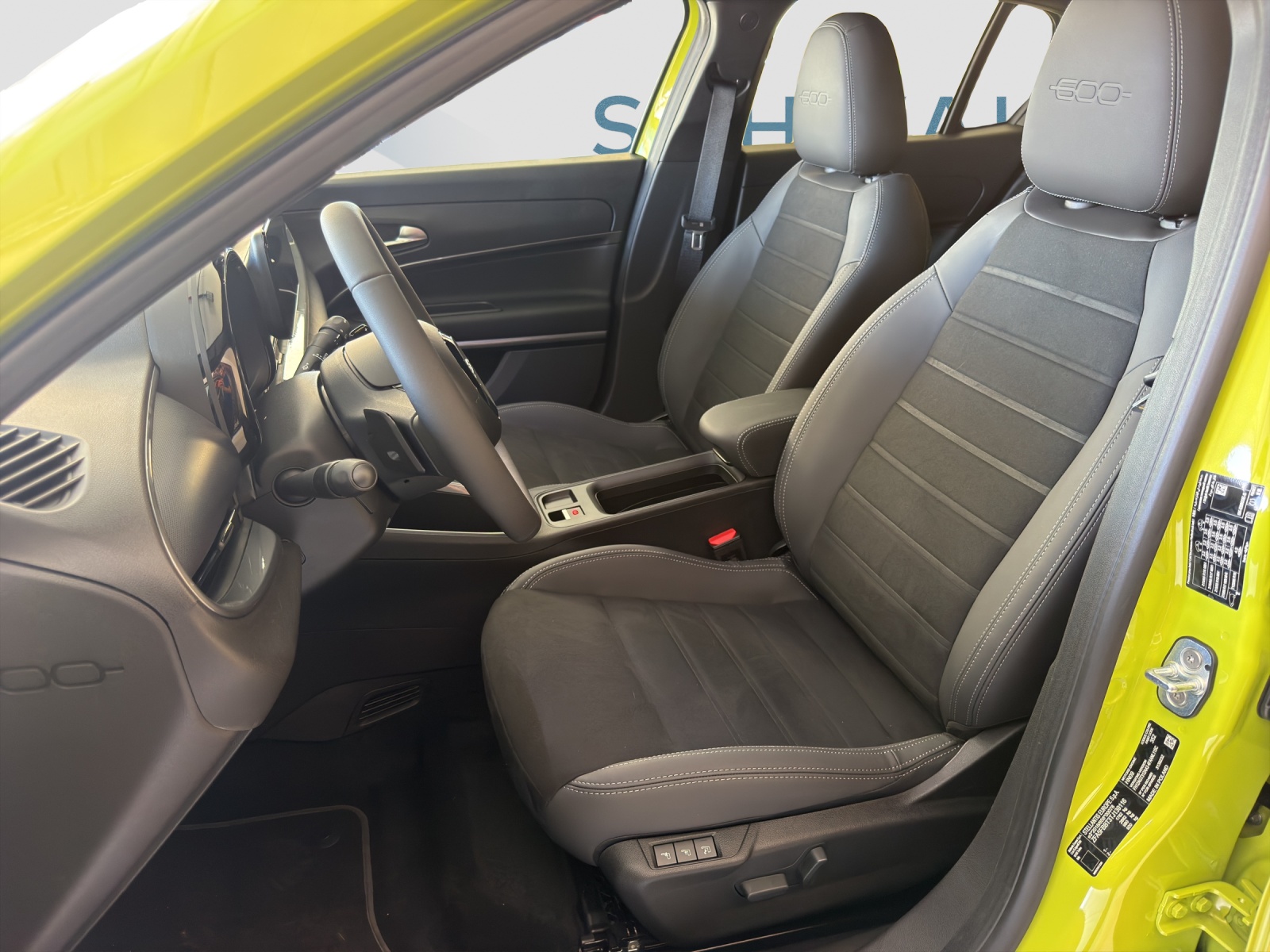 FIAT 600 1.2 Hybrid 145 Sport-image-8