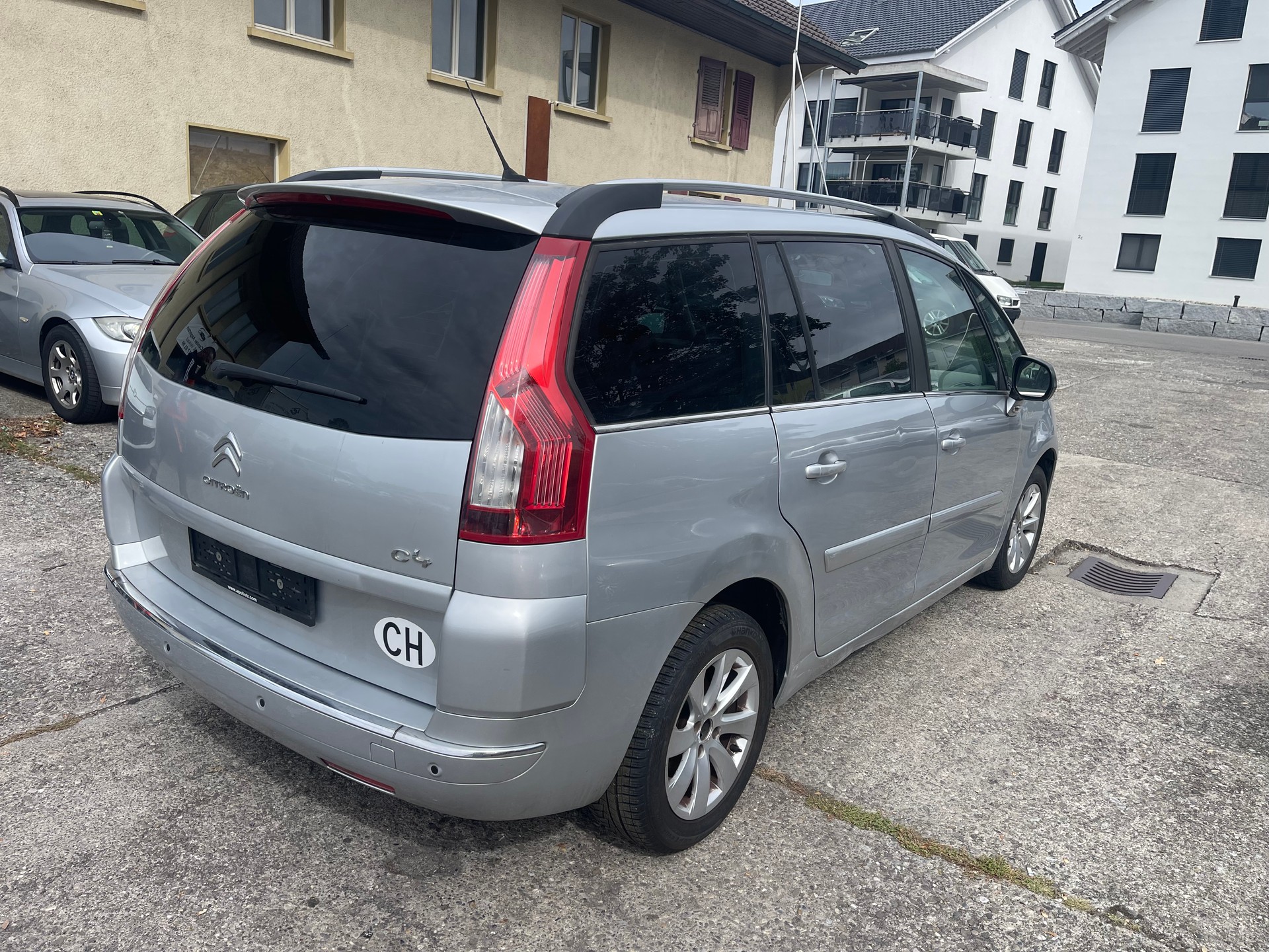 CITROEN Grand C4 Picasso 1.6i 16V Turbo Exclusive+ BMP6-image-6