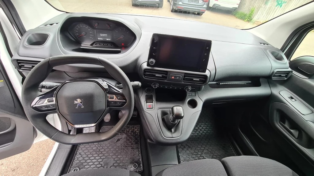 PEUGEOT Partner 1.5 Blue HDi s/s Asphalt Long 1000kg ** 130 PS ** 3-Plätzer ** RF-Kamera ** Frisch ab MFK & Service **-image-11