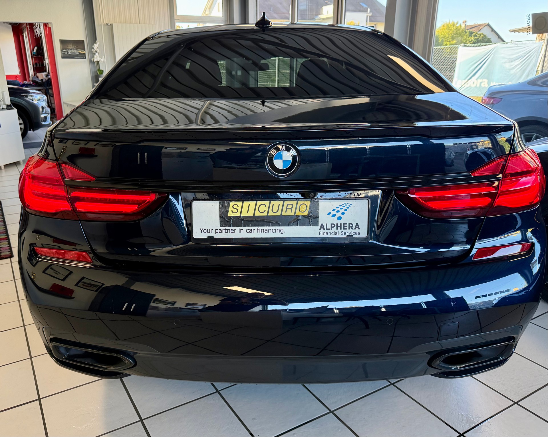 BMW 740d xDrive Steptronic-image-8