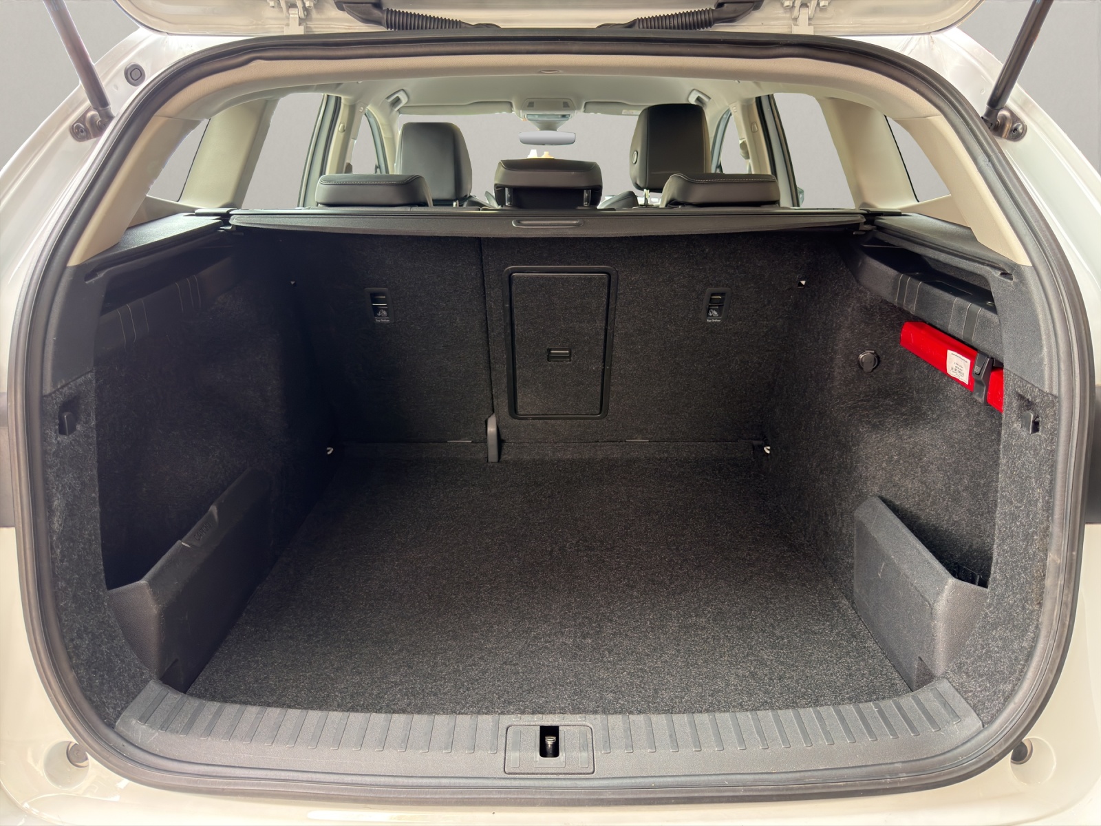 SKODA Enyaq iV 60-image-15