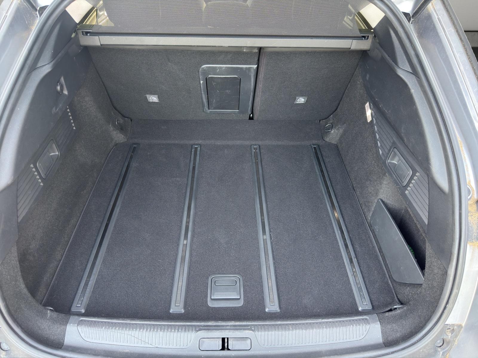 CITROEN C5 X 1.6 180 Shine-image-23