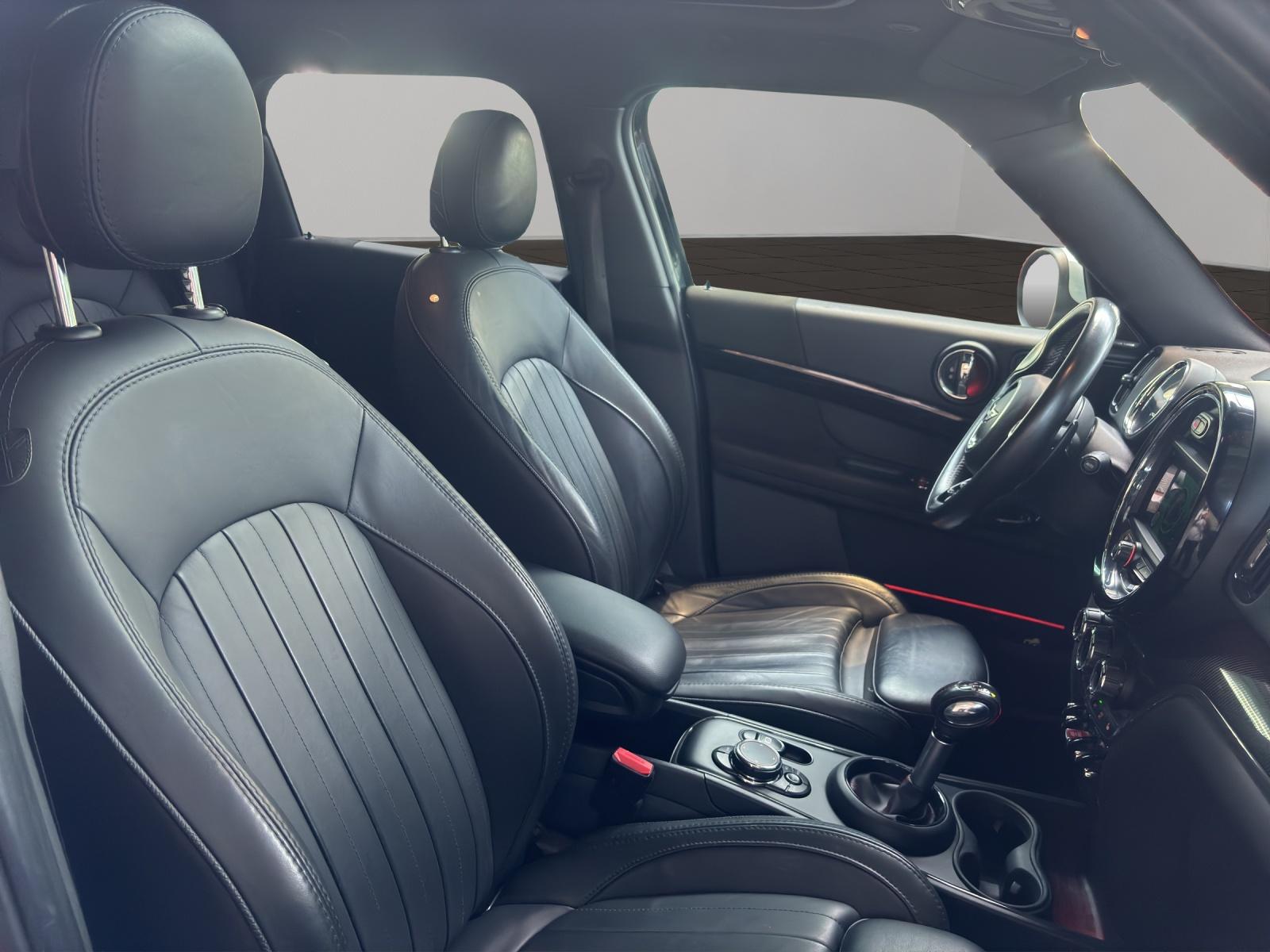 MINI Countryman F60 2.0i John Cooper Works SAG ALL4-image-15
