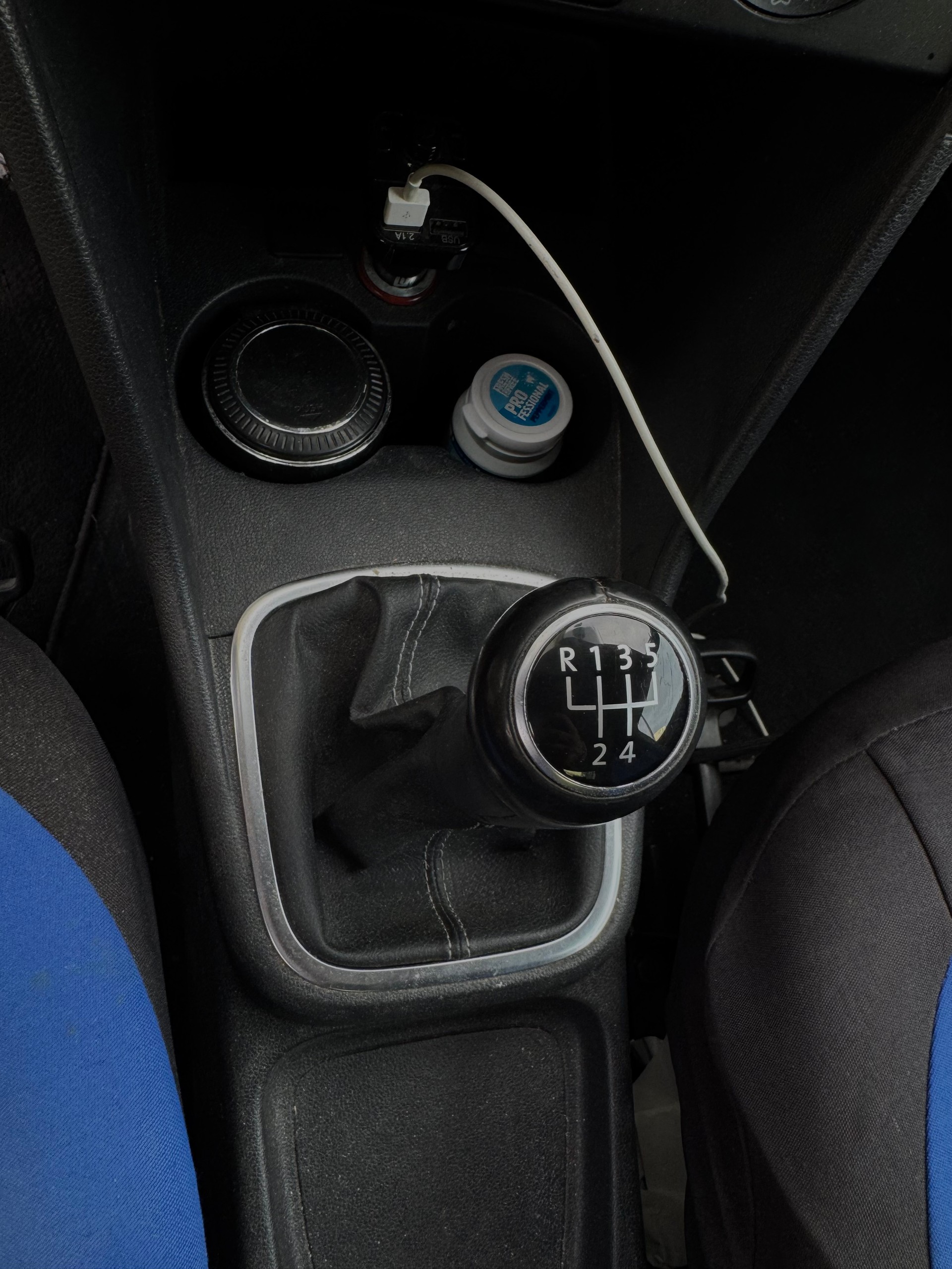 VW 1.2 60 Trendline-image-11