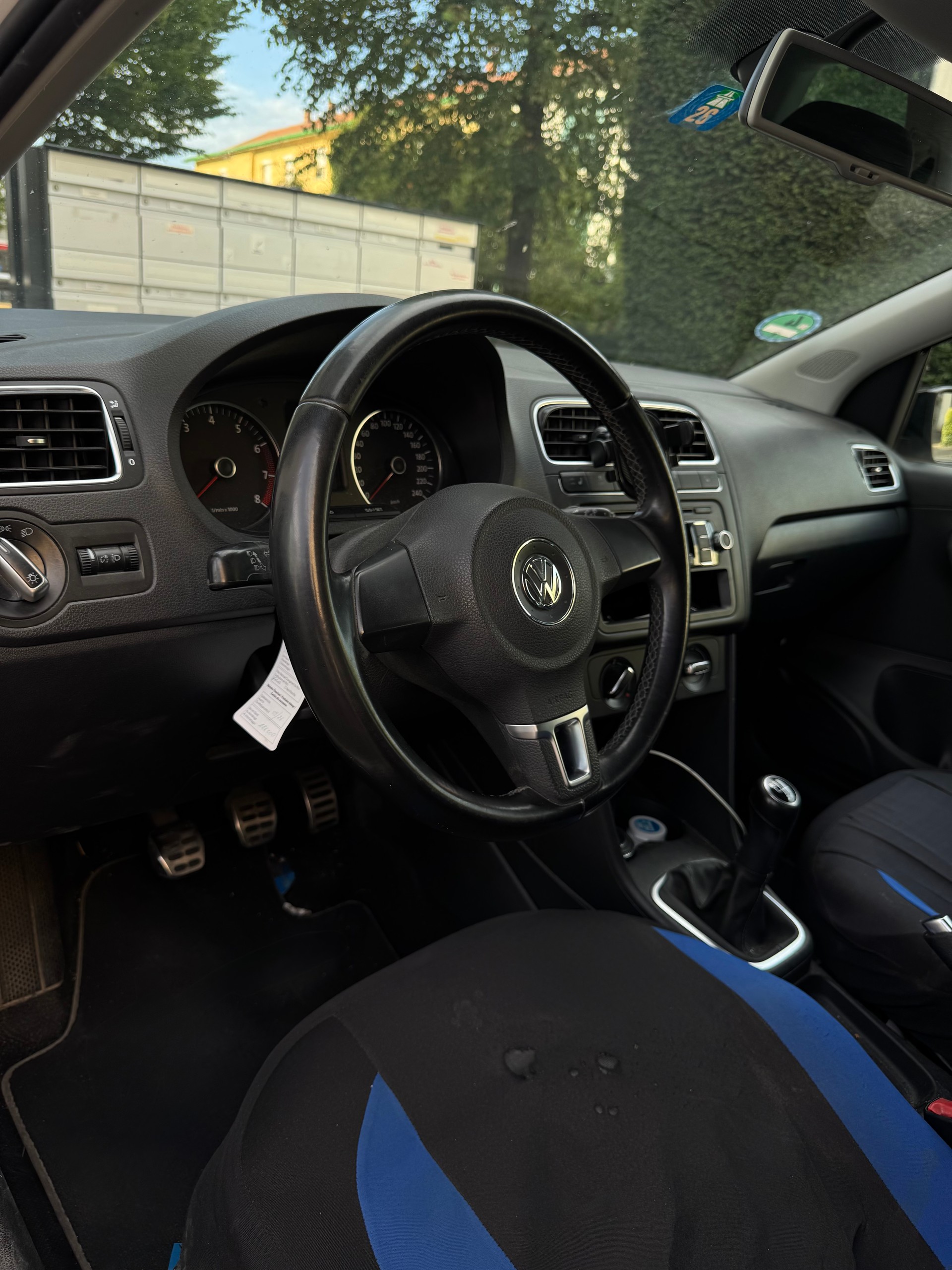 VW 1.2 60 Trendline-image-9